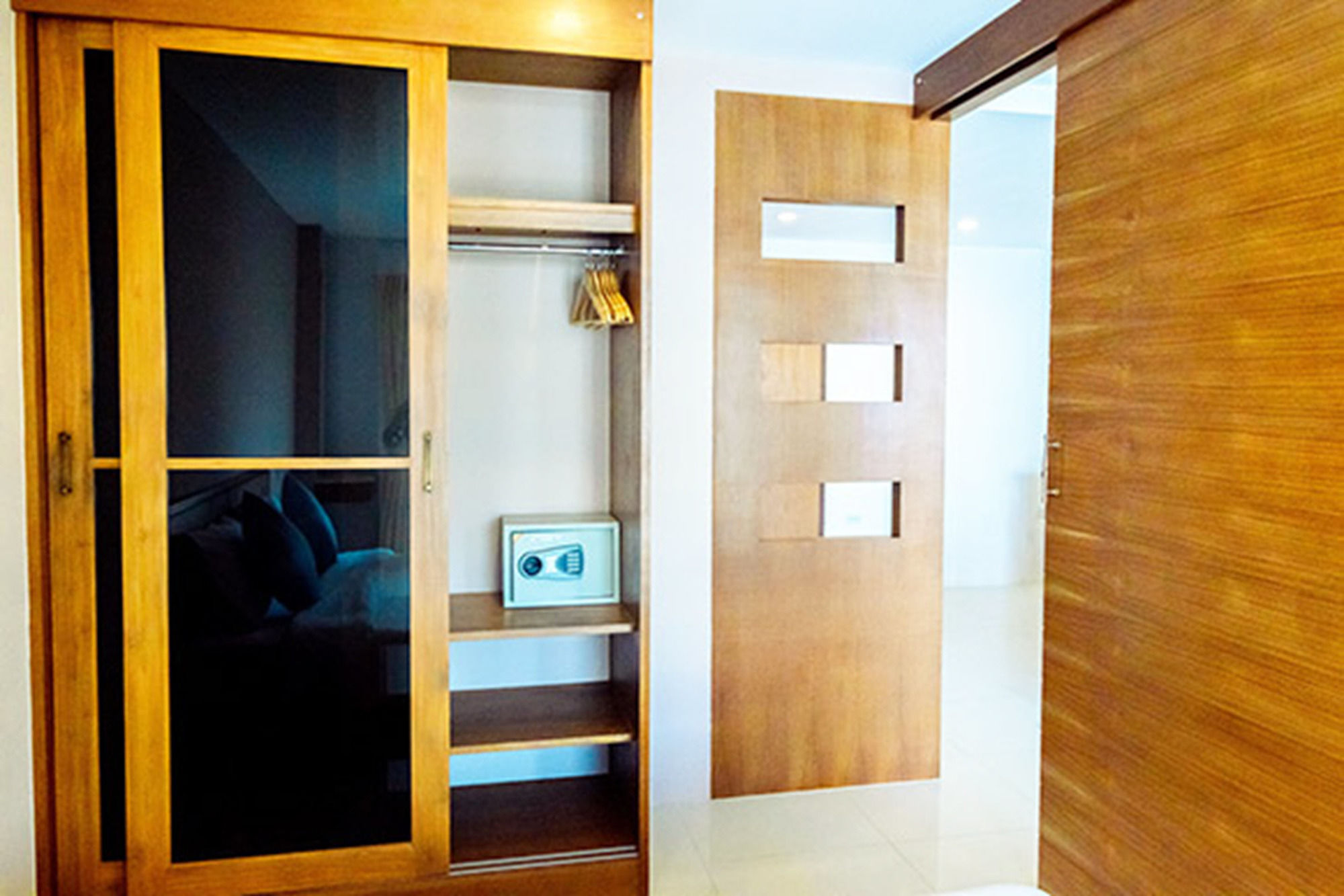 G Residence Apartment