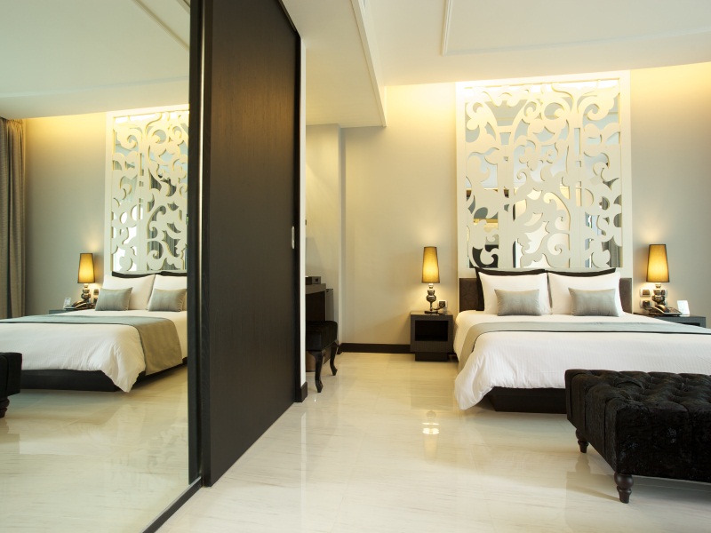 Long Beach Luxury Villas