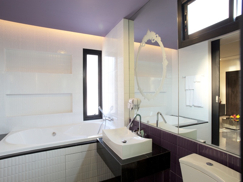 Long Beach Luxury Villas
