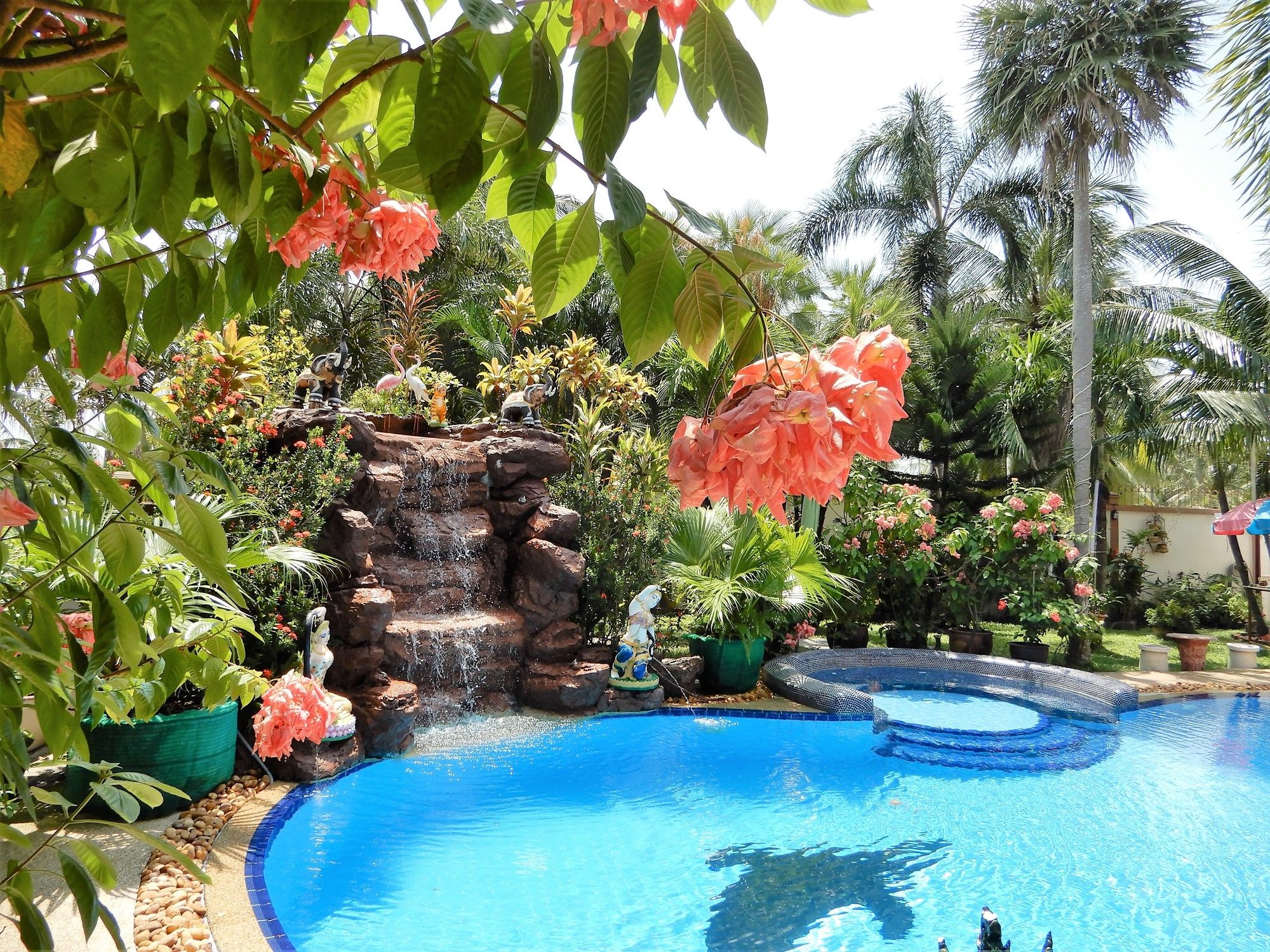 Luxury Holiday Villa Paradise