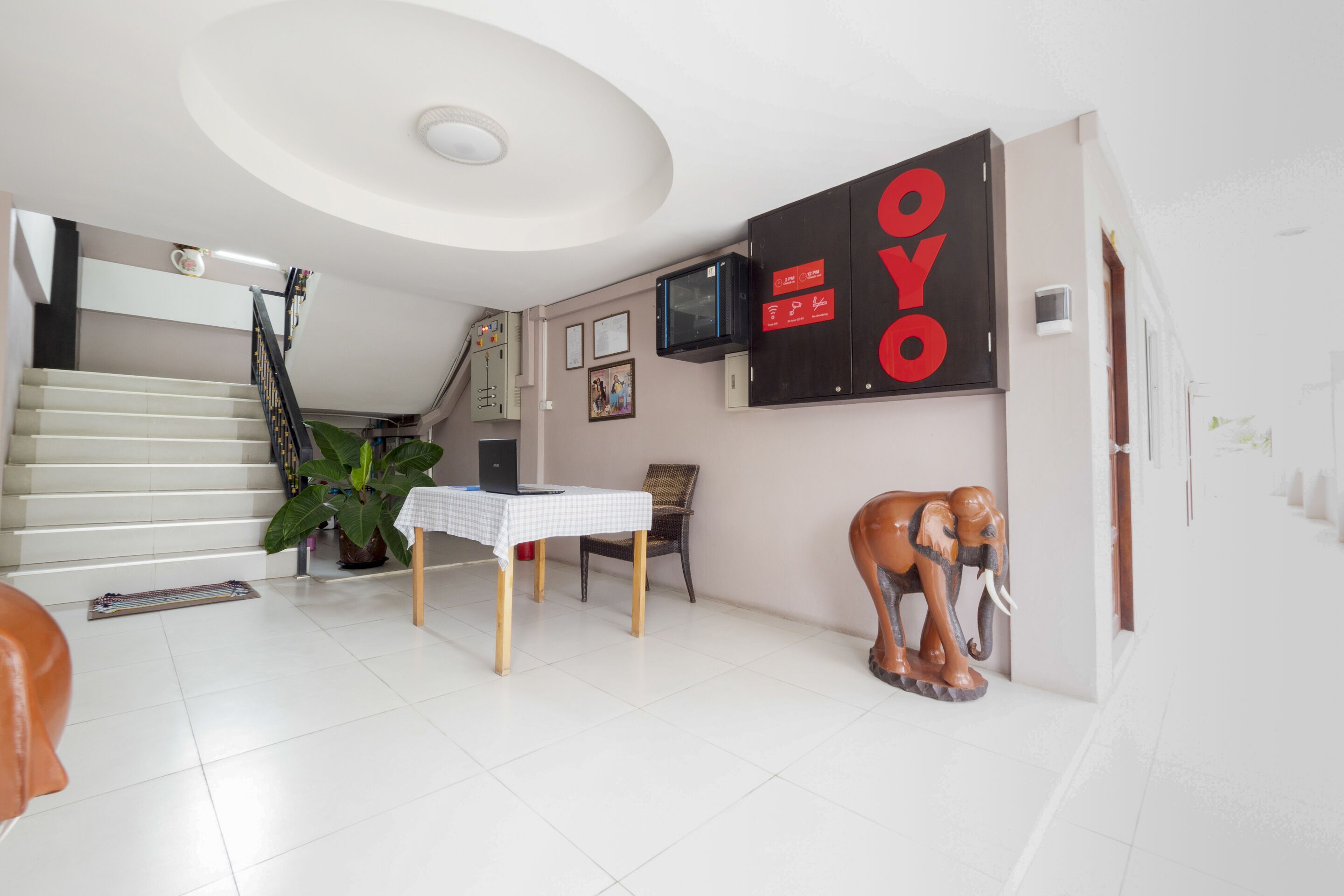 Phensri Apartment by OYO Rooms