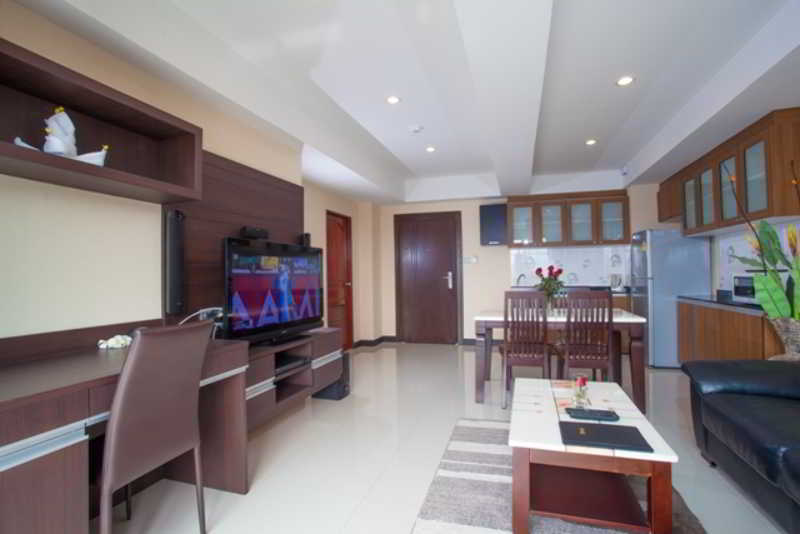 Suksabai Residence