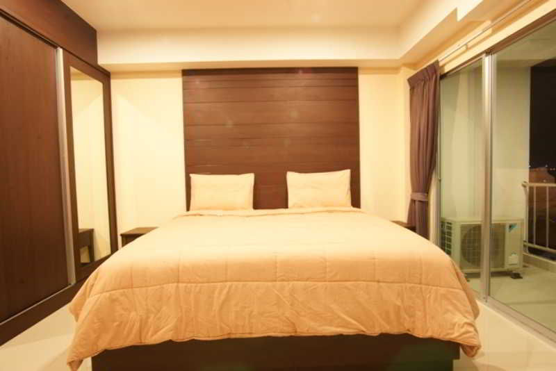 Suksabai Residence