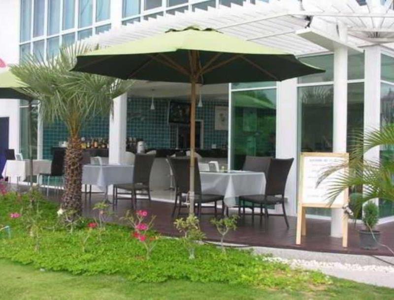 Capital O 998 The Magnolias Pattaya Boutique Resort