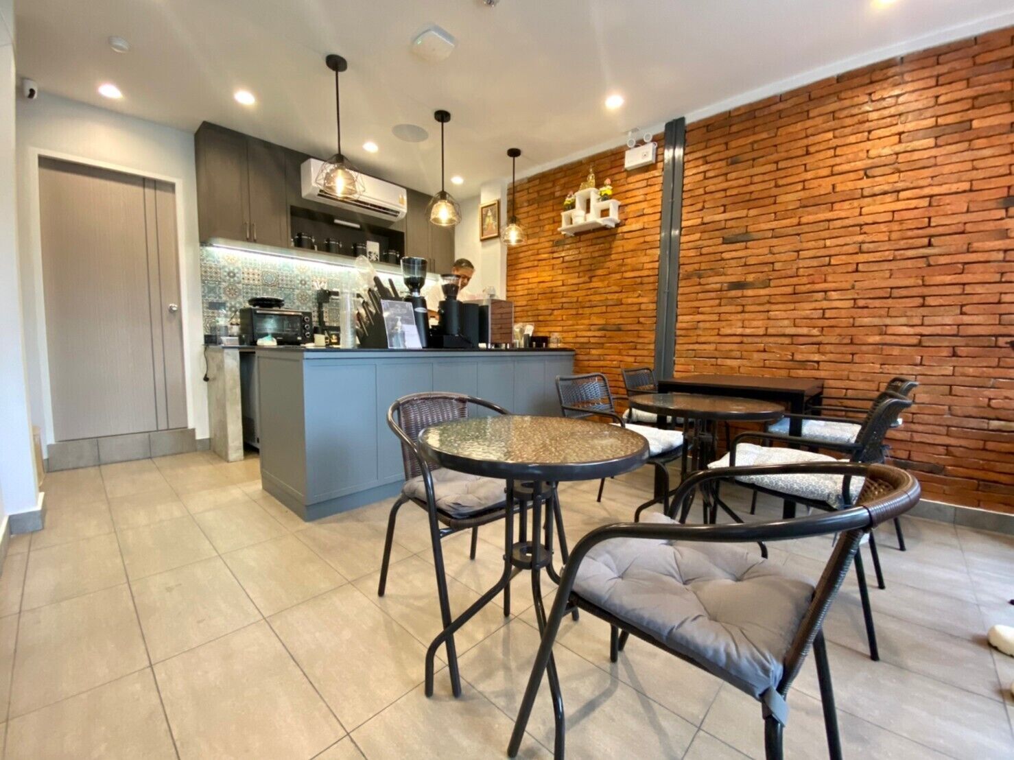 Aree House Poshtel