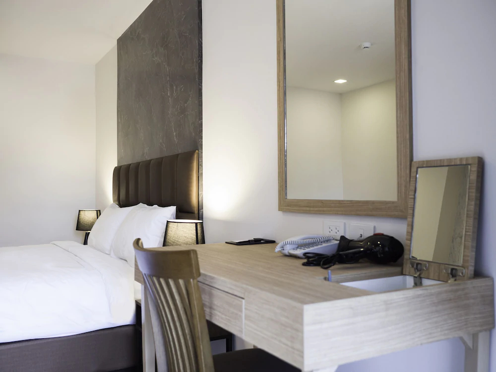 B2 Amata Nakorn Premier Hotel