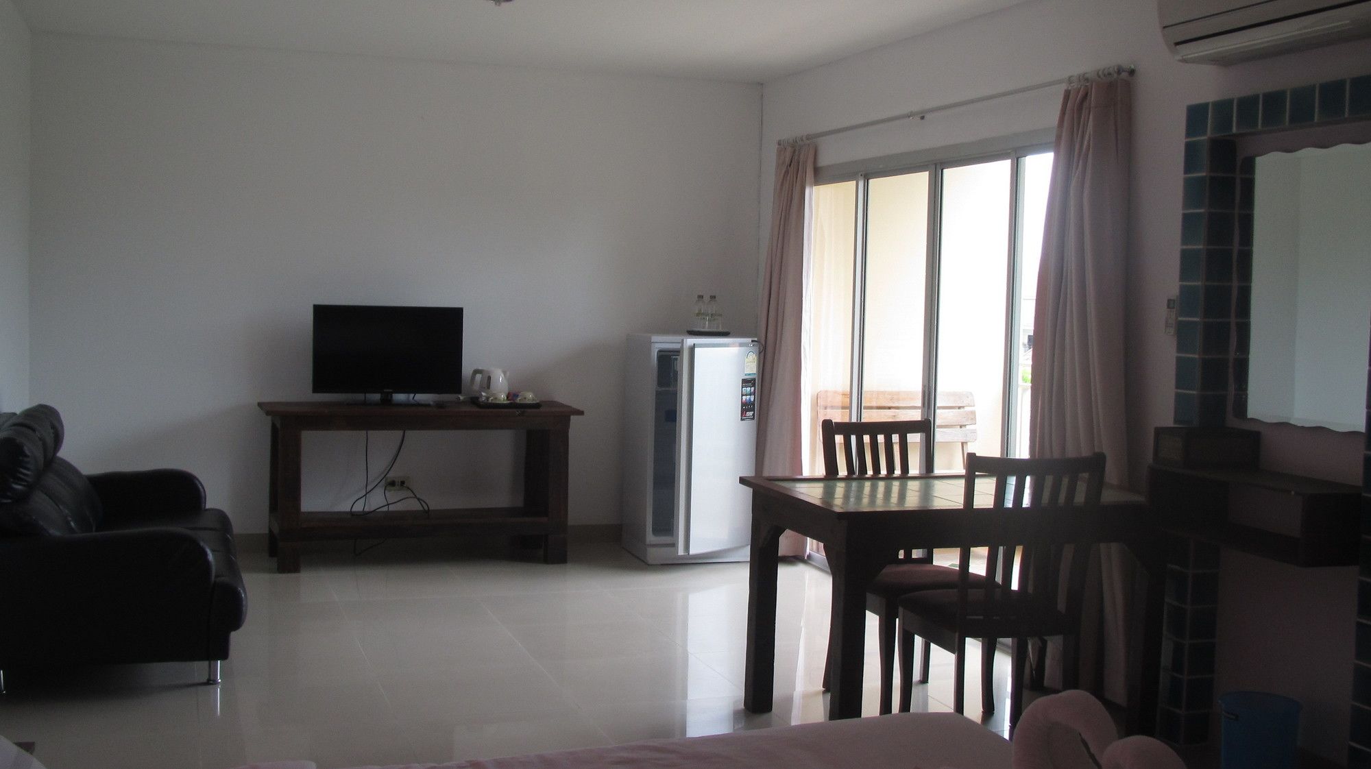 Baan Klang Noen