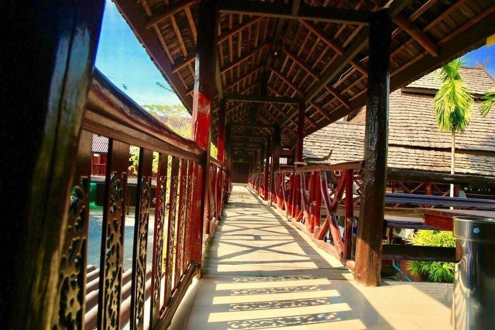 Baanlanna Resort