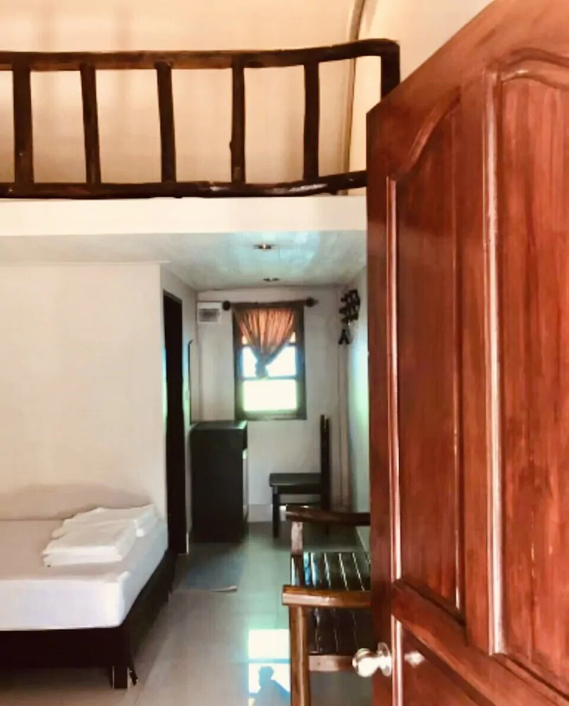 Baanlanna Resort