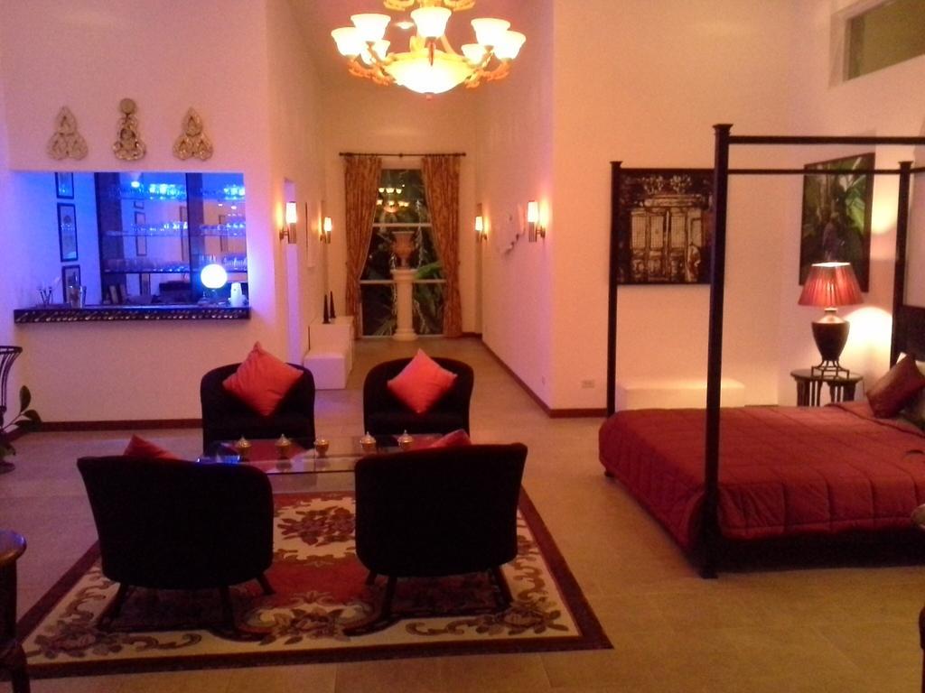 Pictory Garden Resort