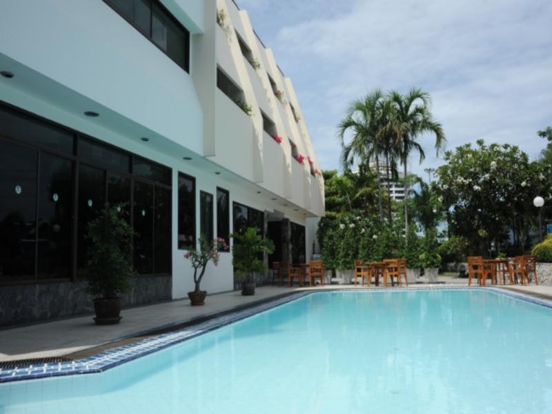 Bangsaen Villa Hotel