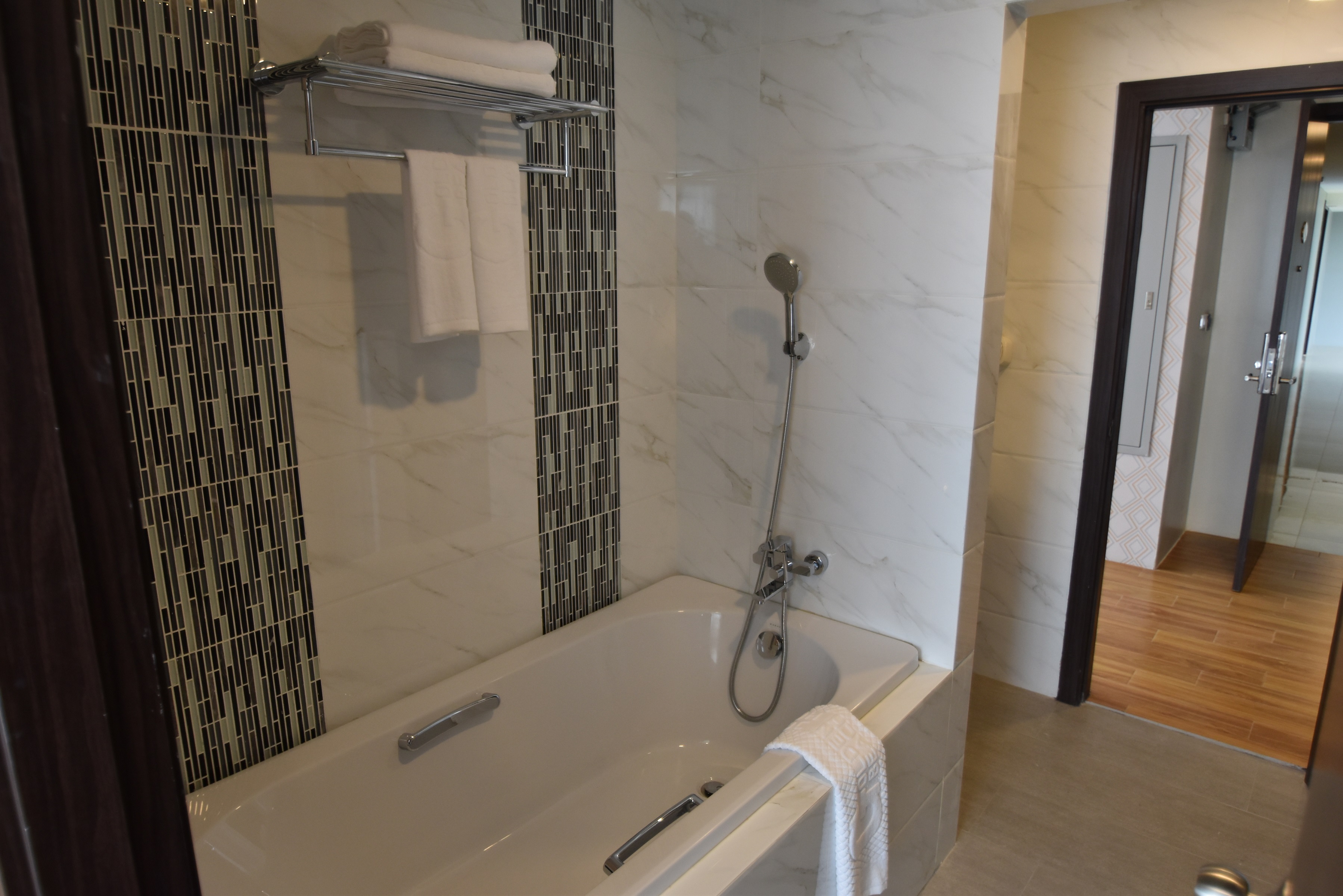 Golden Jomtien Beach Hotel