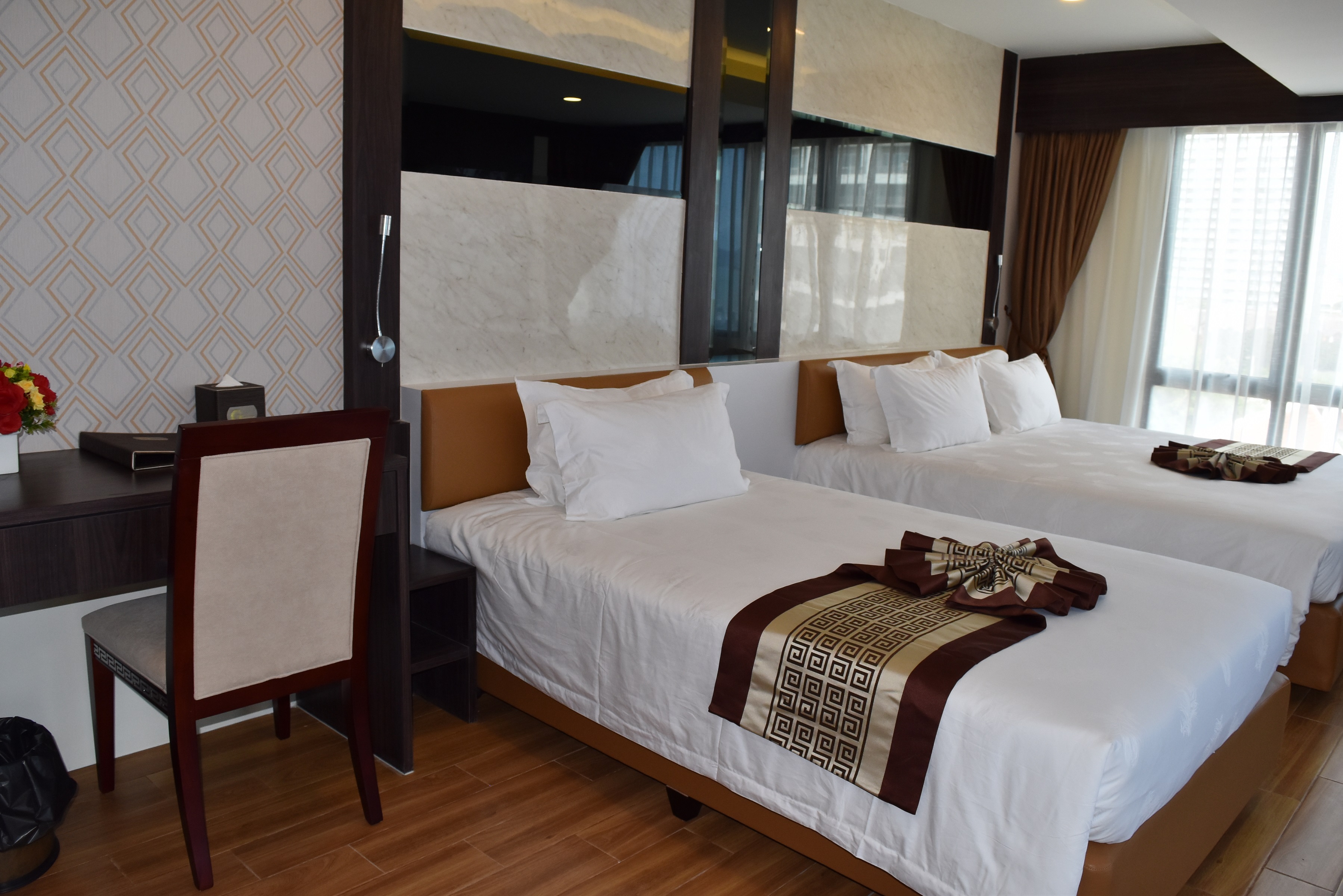 Golden Jomtien Beach Hotel
