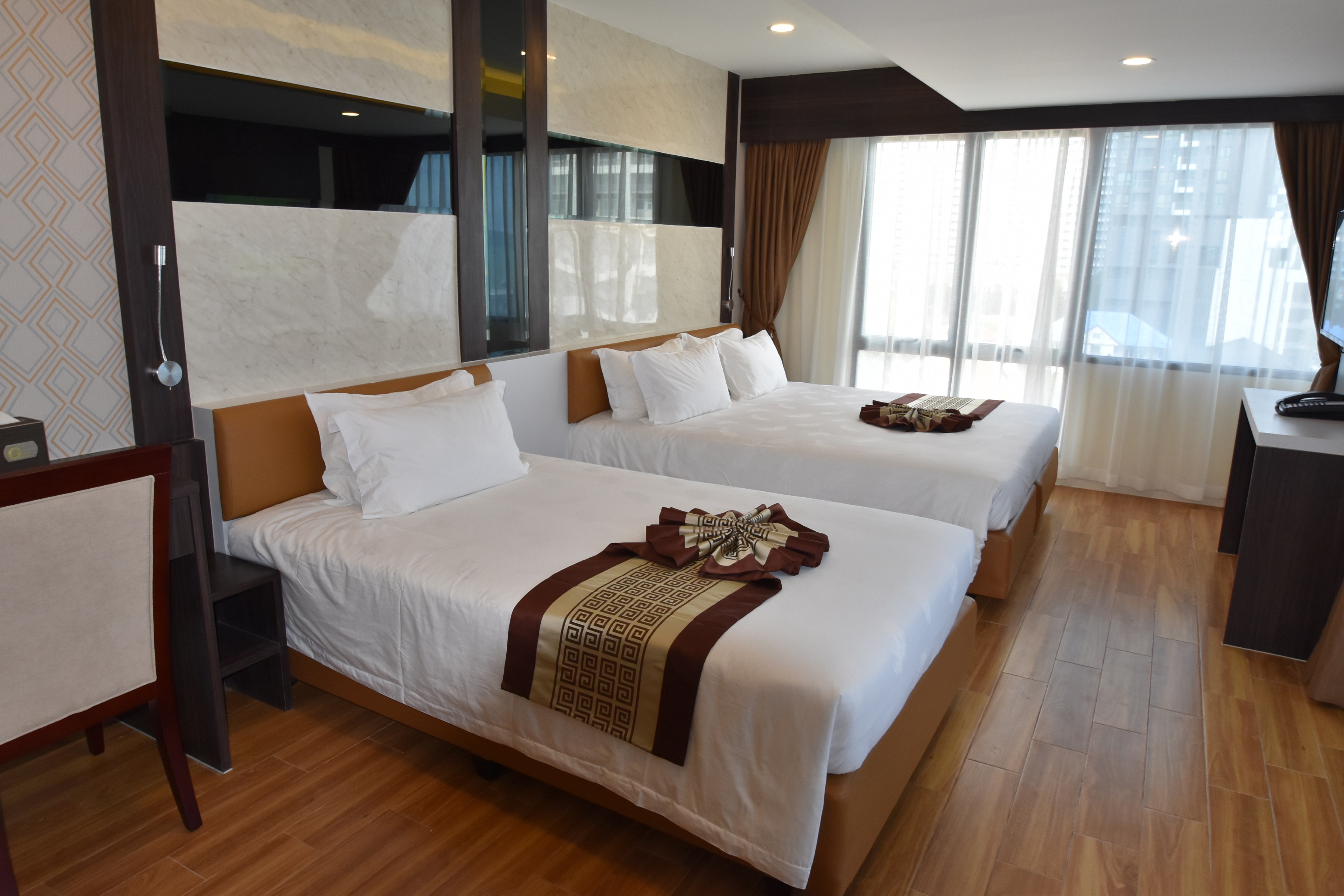 Golden Jomtien Beach Hotel