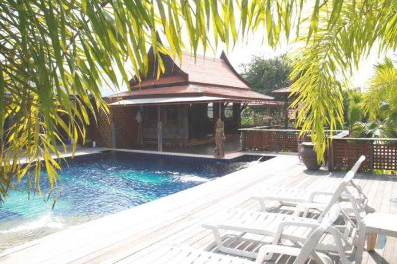 Inrawadee Resort Pattaya