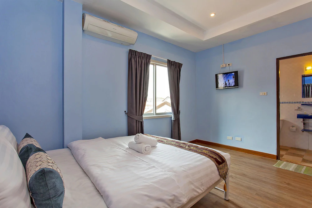 Baan Talay Home