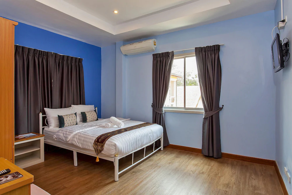 Baan Talay Home
