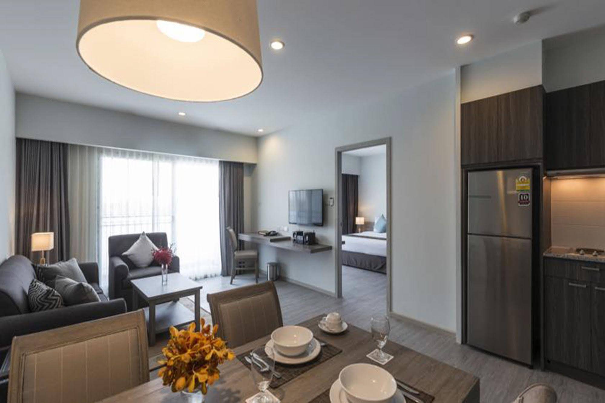 Kantary Hotel And Serviced Apartment, Amata Bangpakong