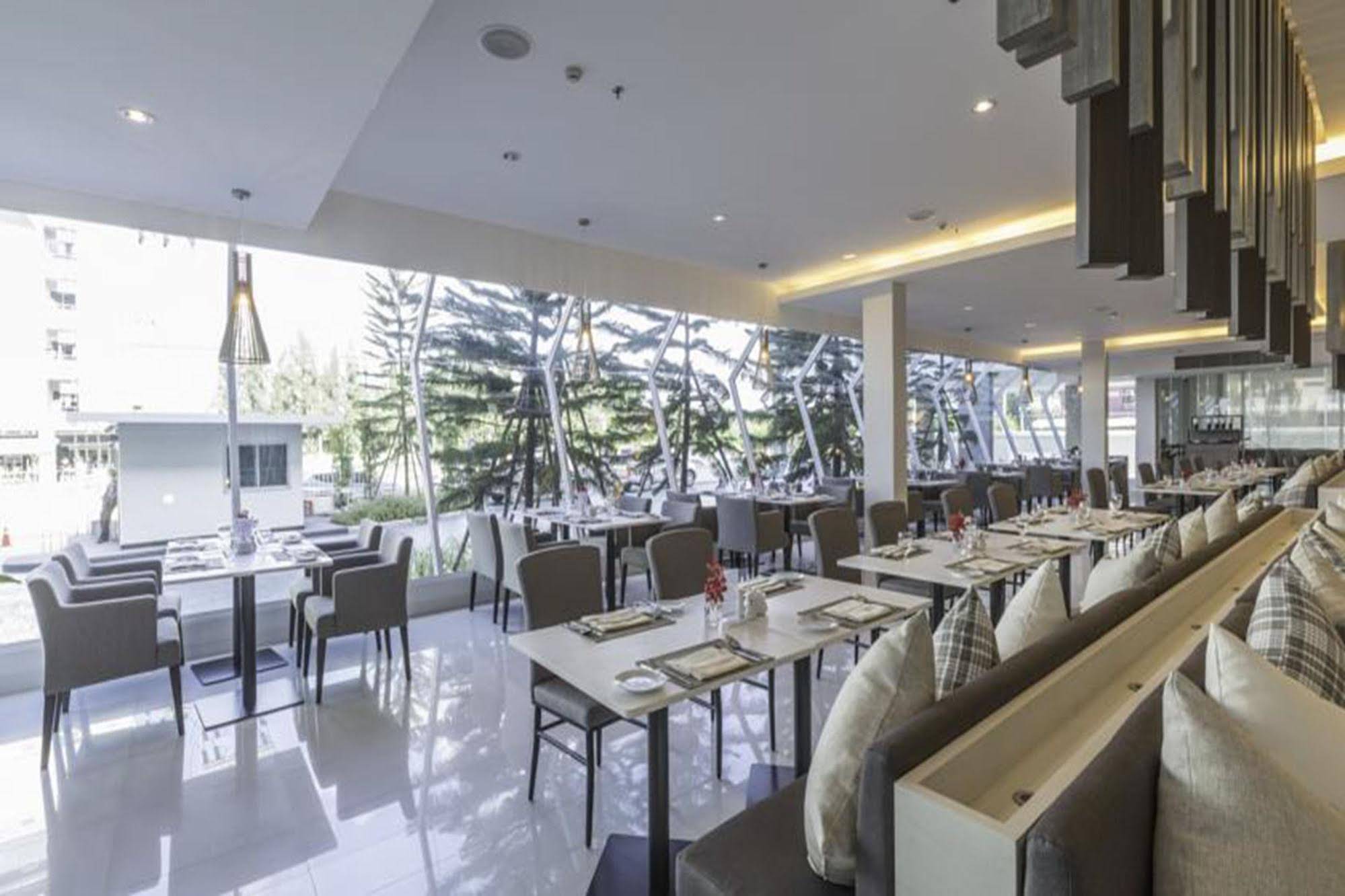 Kantary Hotel And Serviced Apartment, Amata Bangpakong