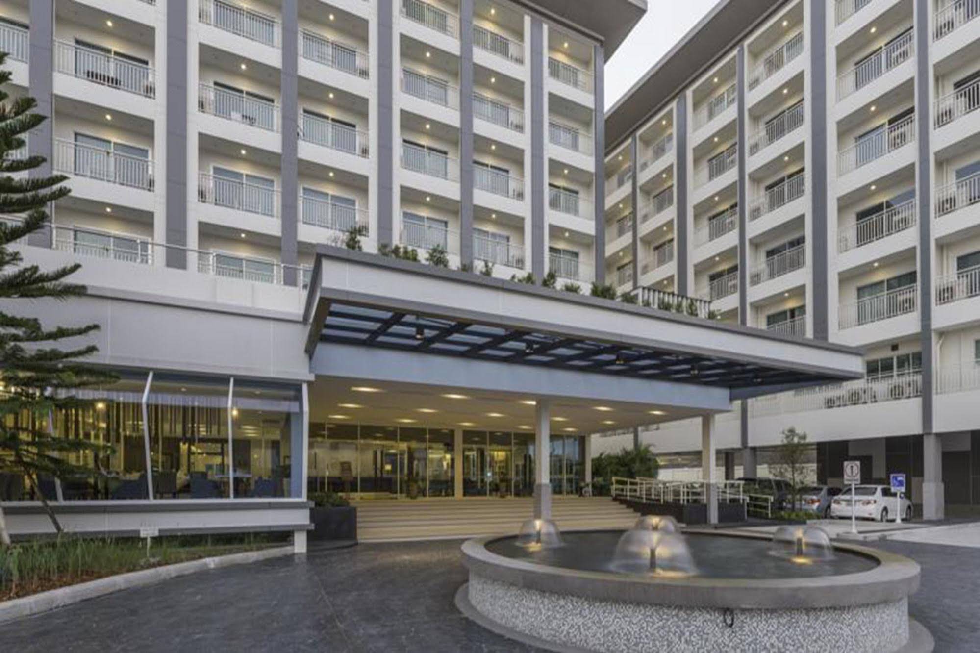 Kantary Hotel And Serviced Apartment, Amata Bangpakong