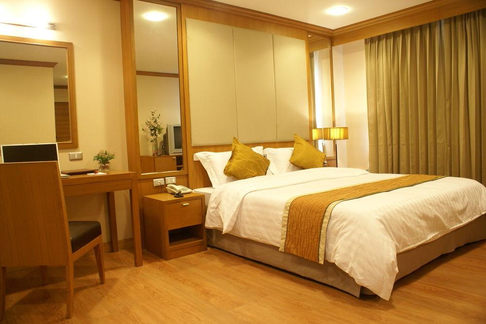 Pacific Park Hotel & Residence & Place
