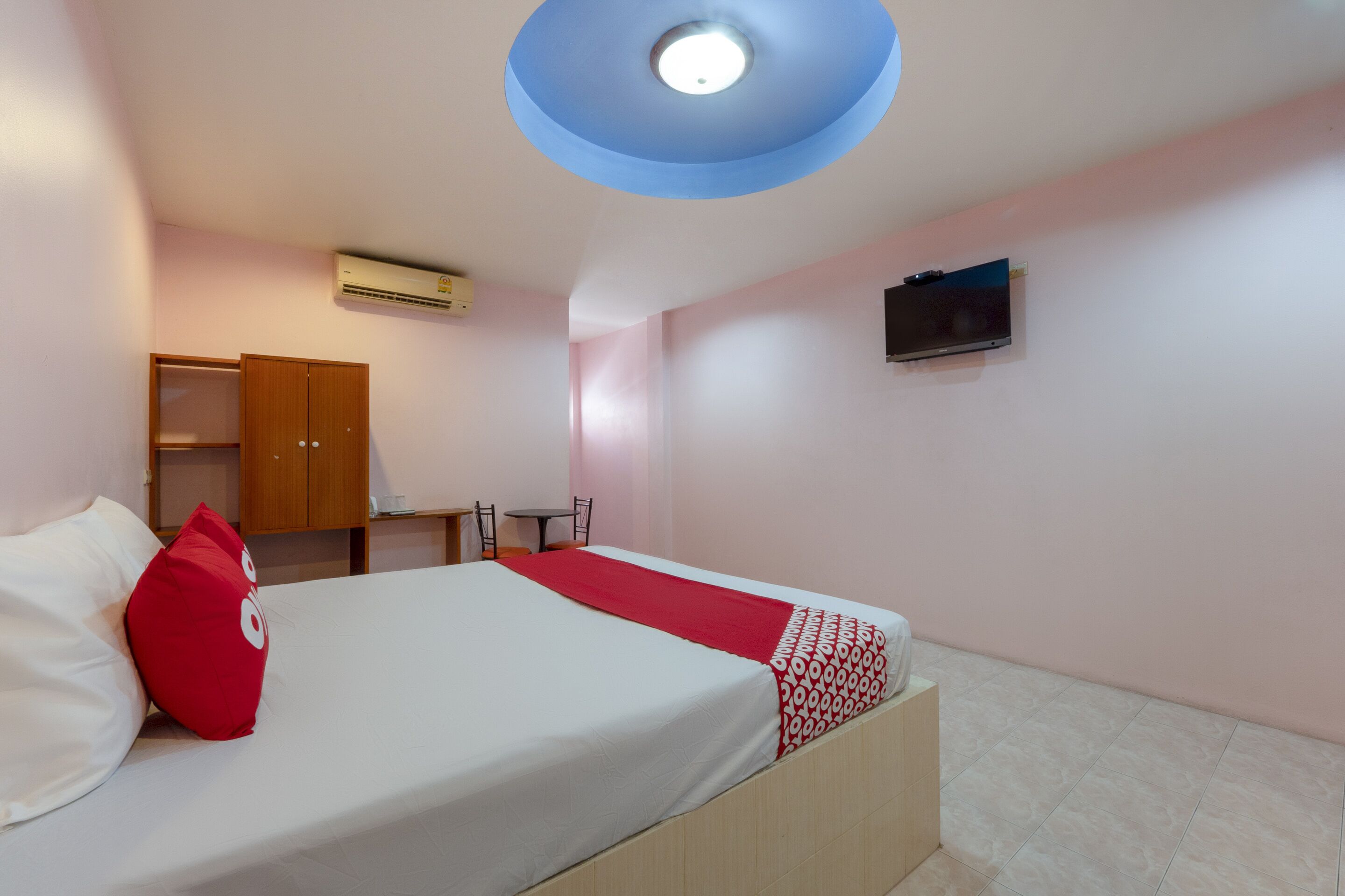 Paradise Resort by OYO Rooms