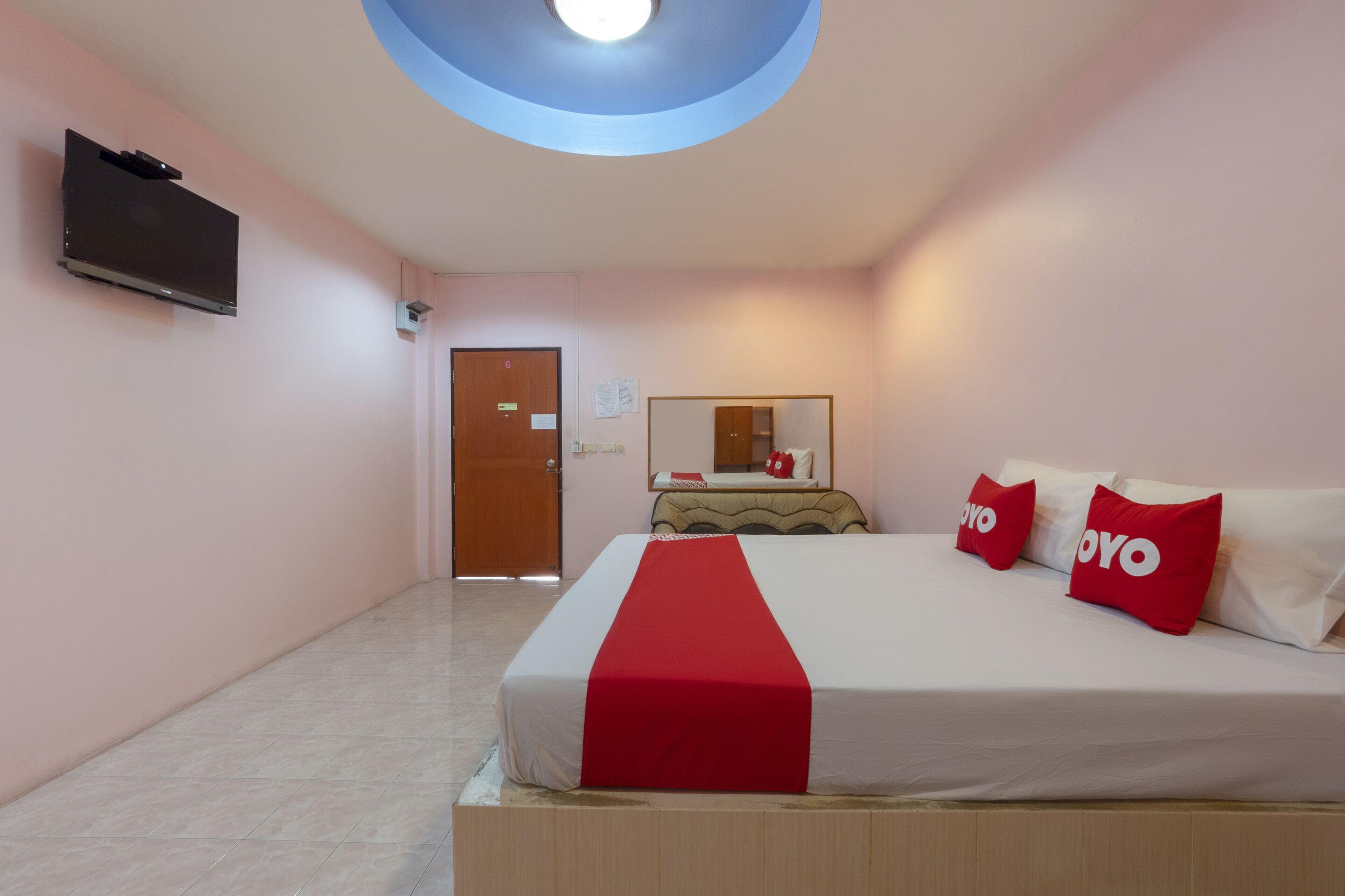 Paradise Resort by OYO Rooms