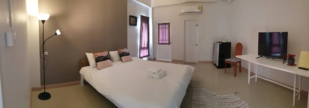 Prinya House