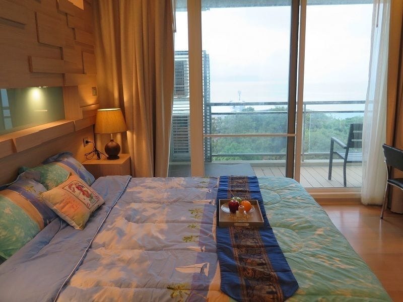 Reflection Jomtien Beach Pattaya Condo by Dome