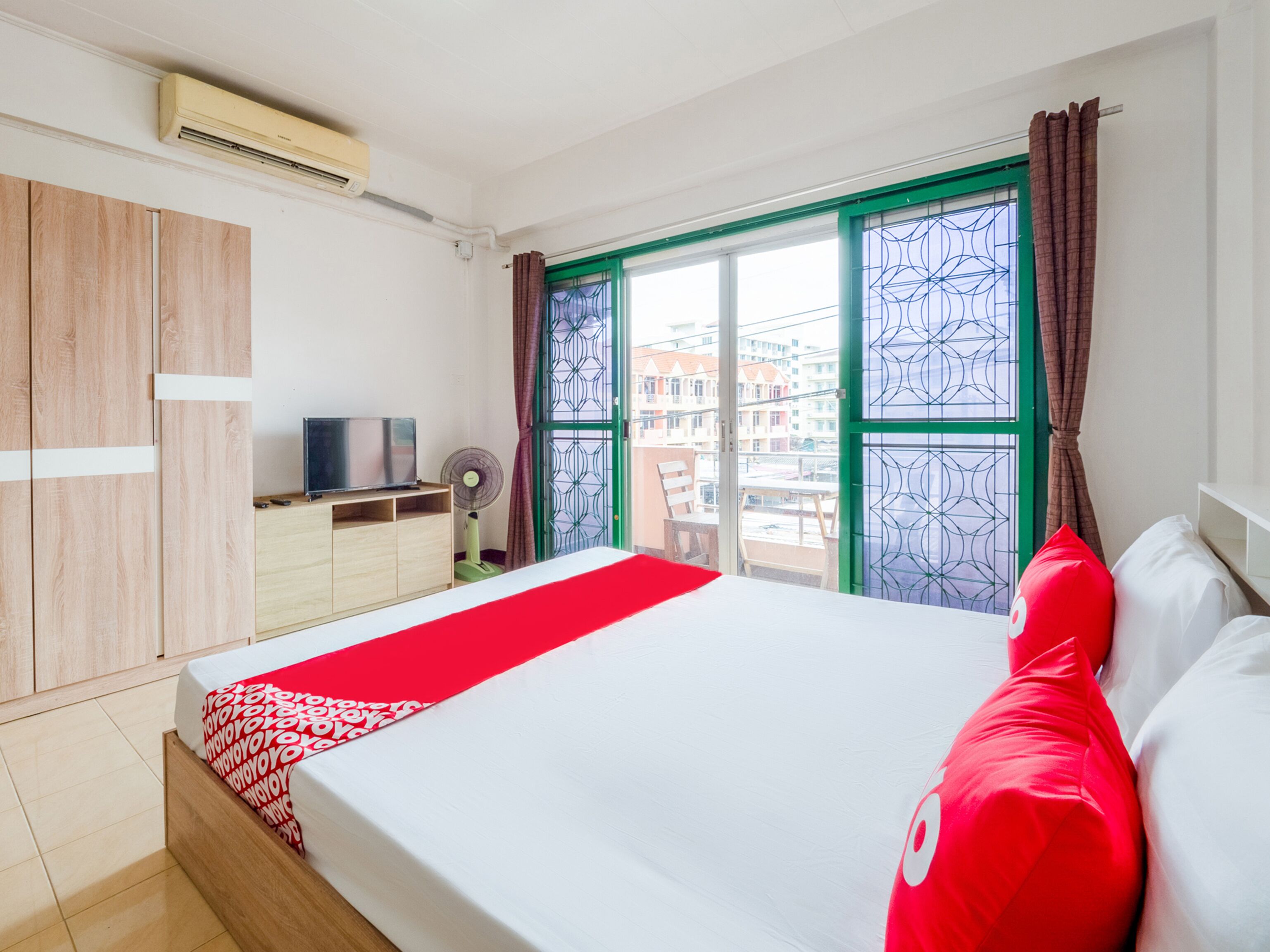 Spice Guest House By OYO Rooms