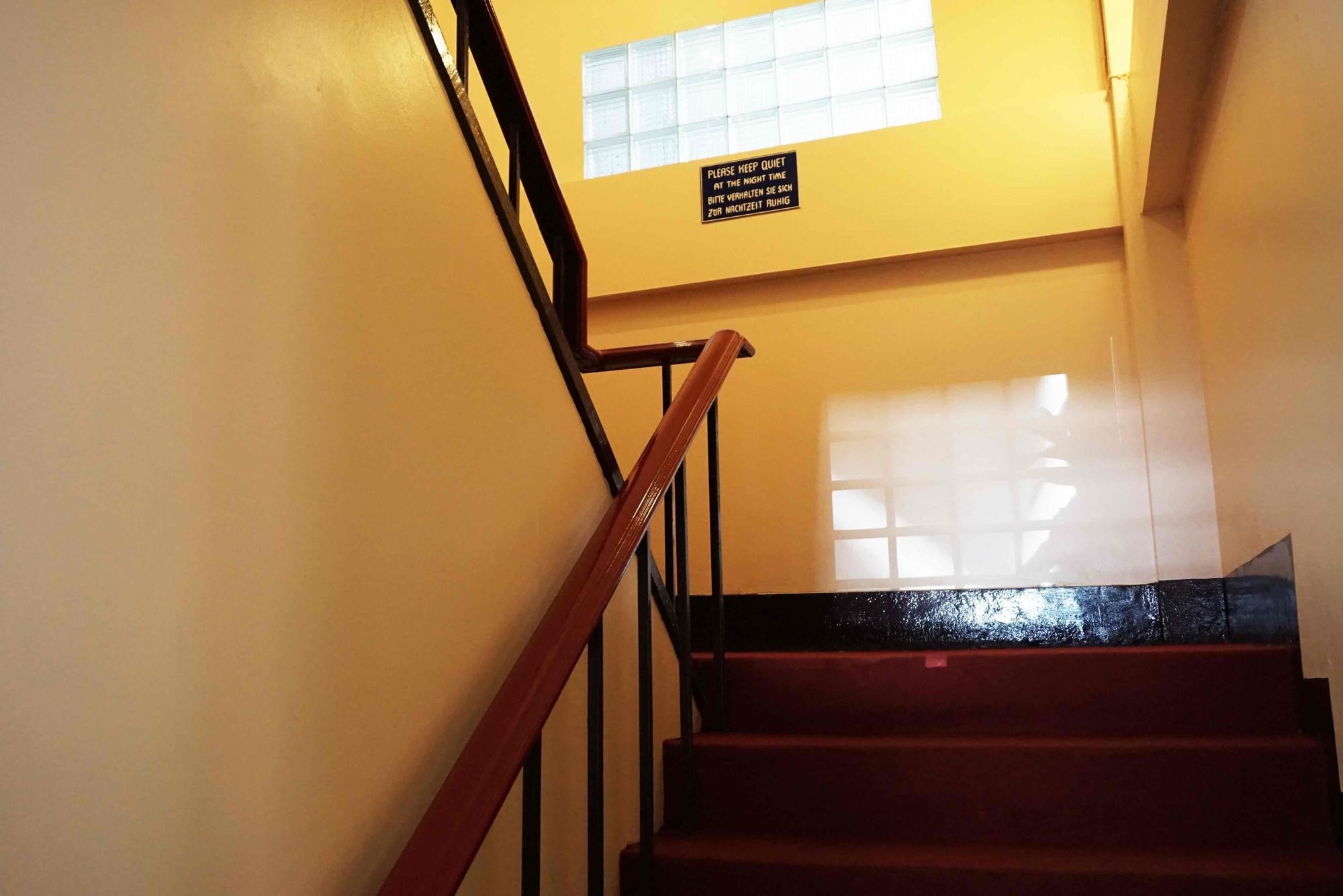 Sureena Hotel