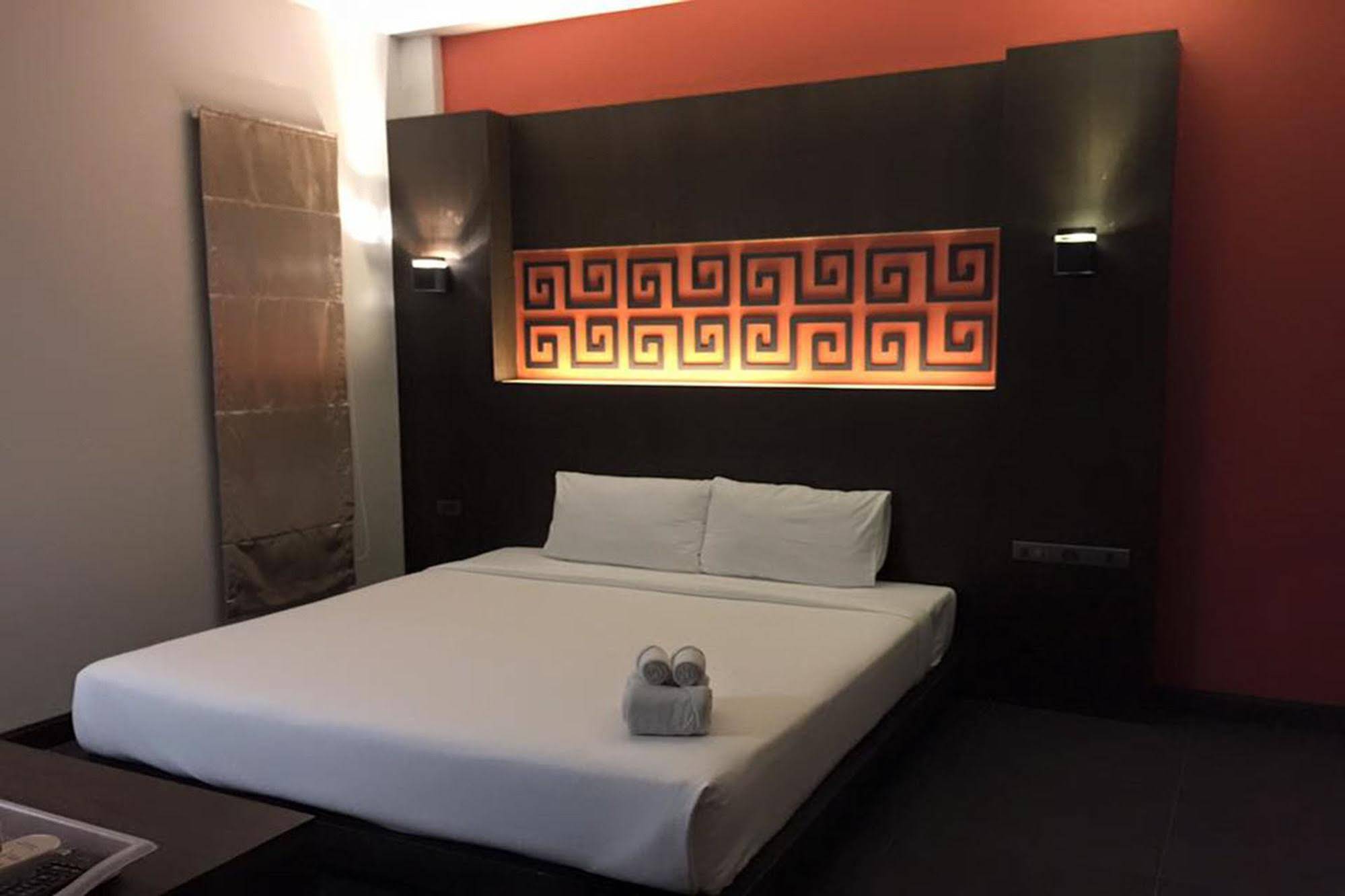 The Sixnature Resort Bangsaen
