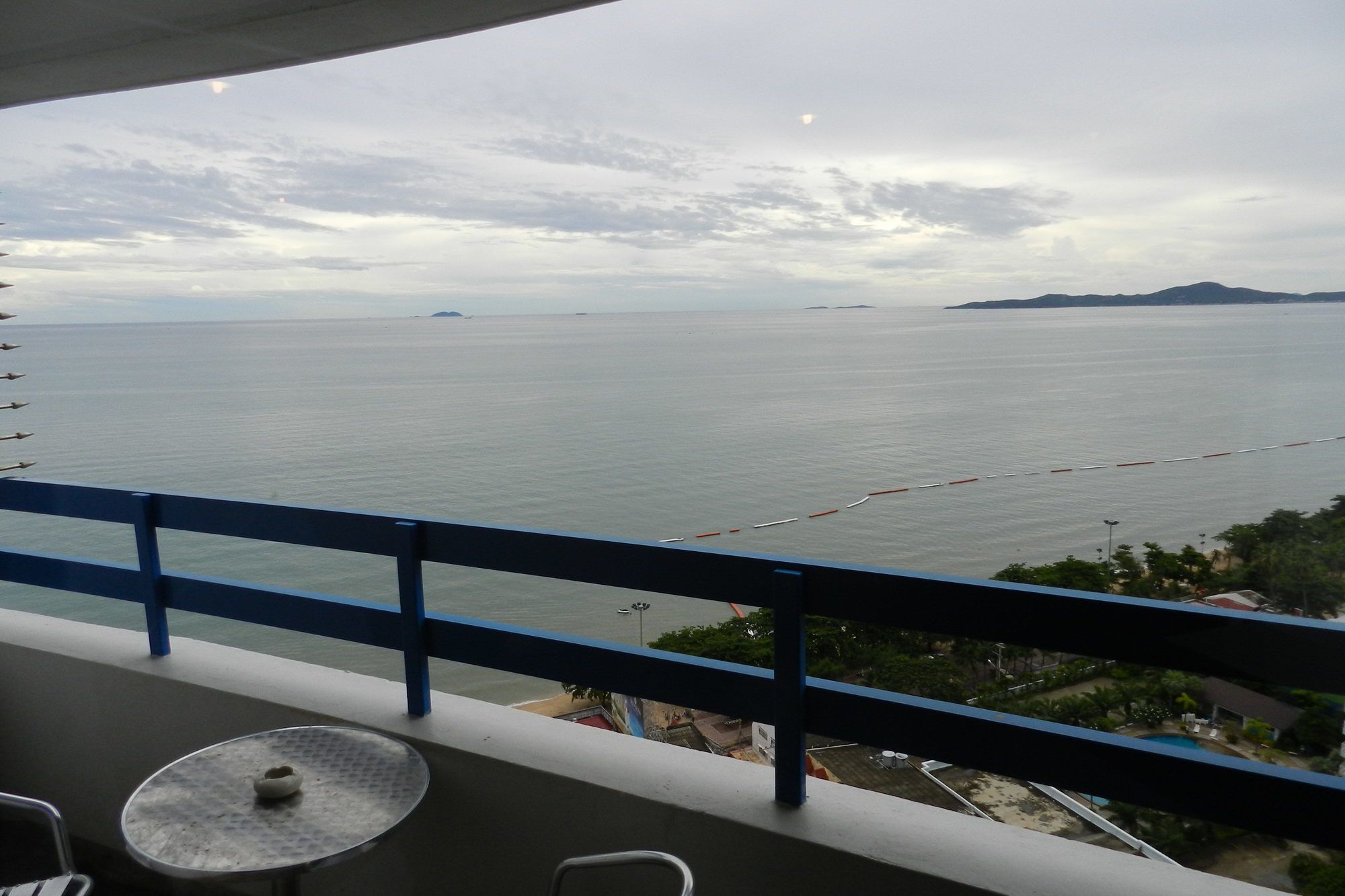 Jomtien Plaza Condotel