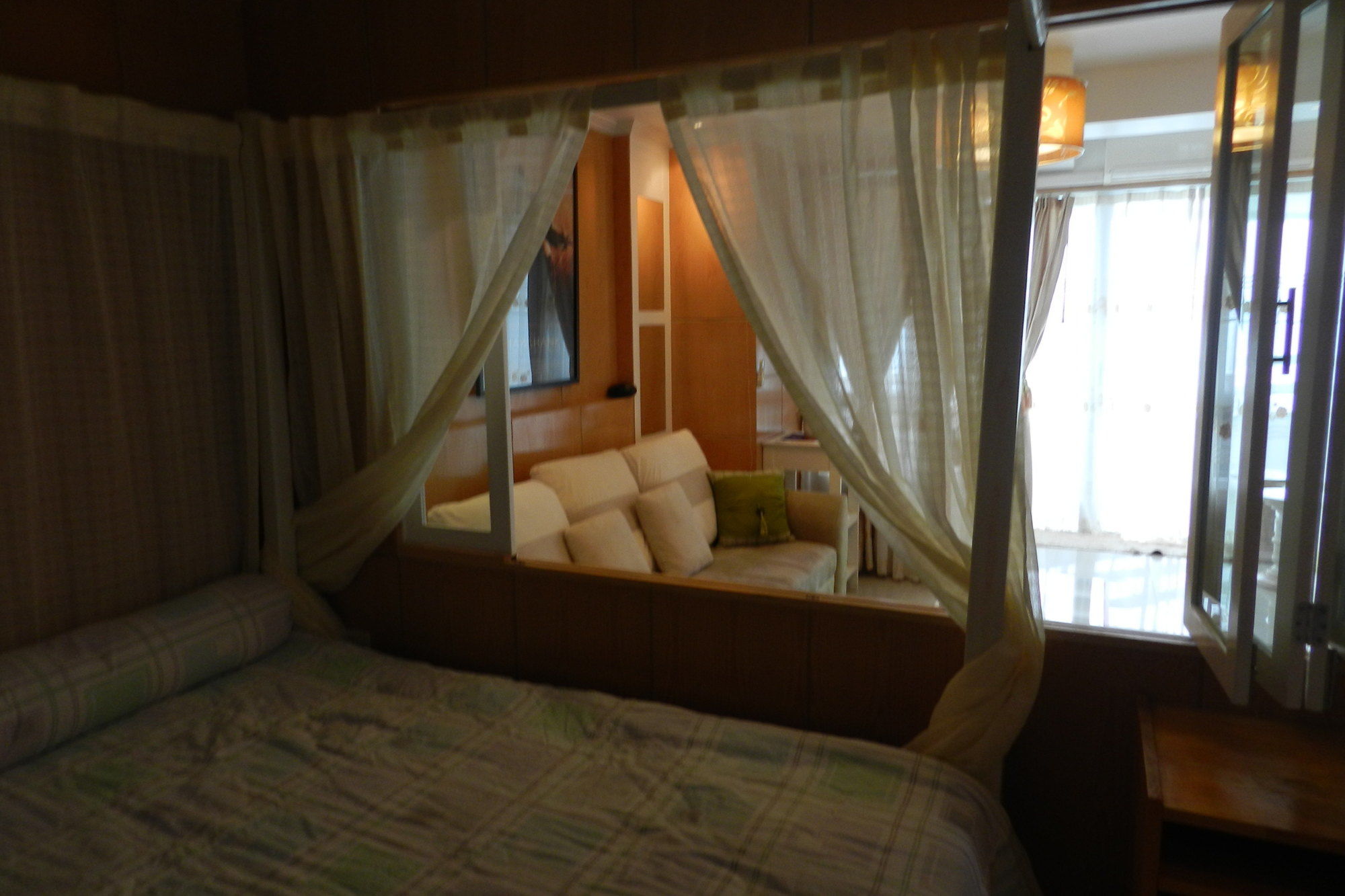 Jomtien Plaza Condotel