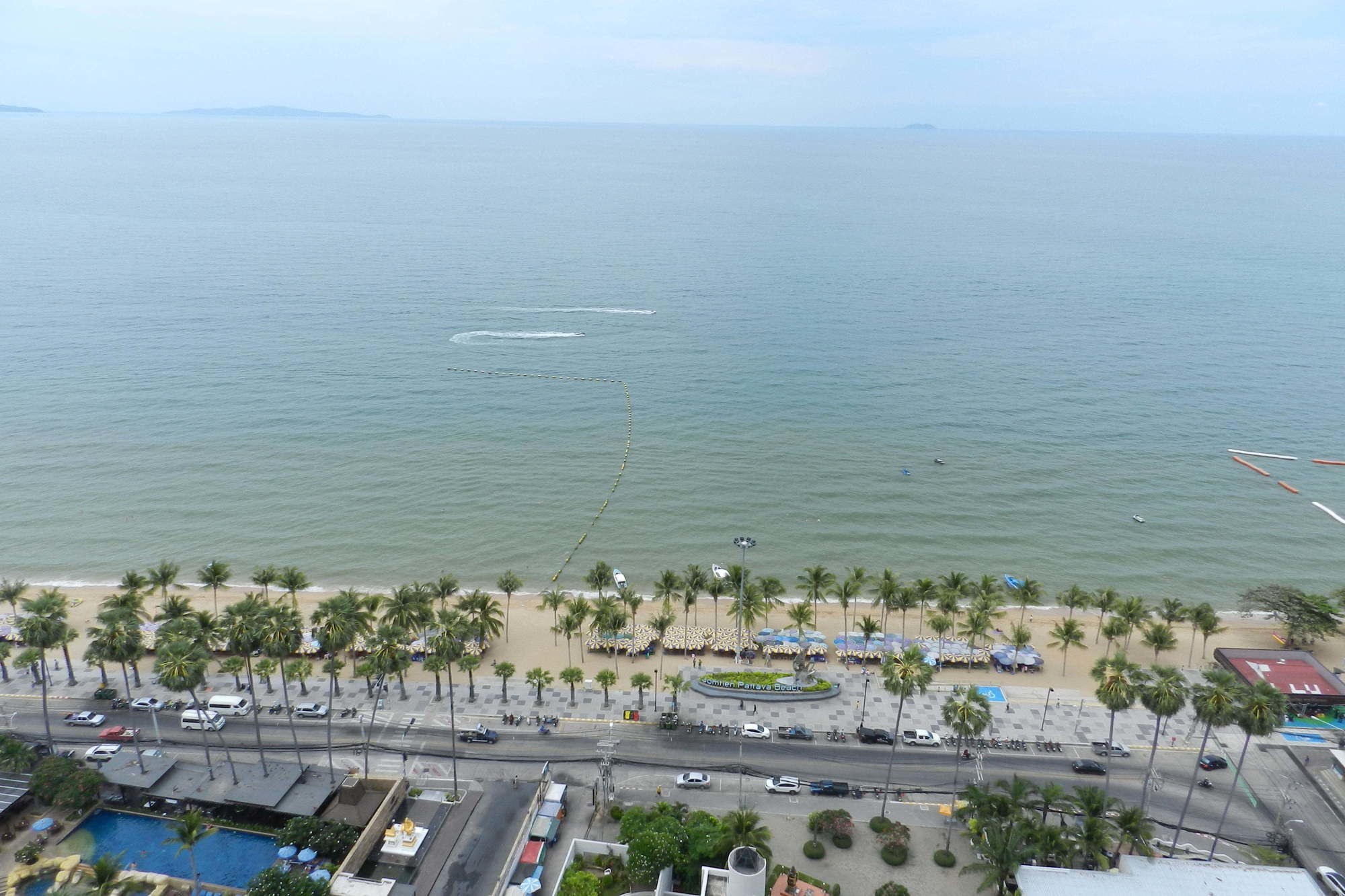 Jomtien Plaza Condotel