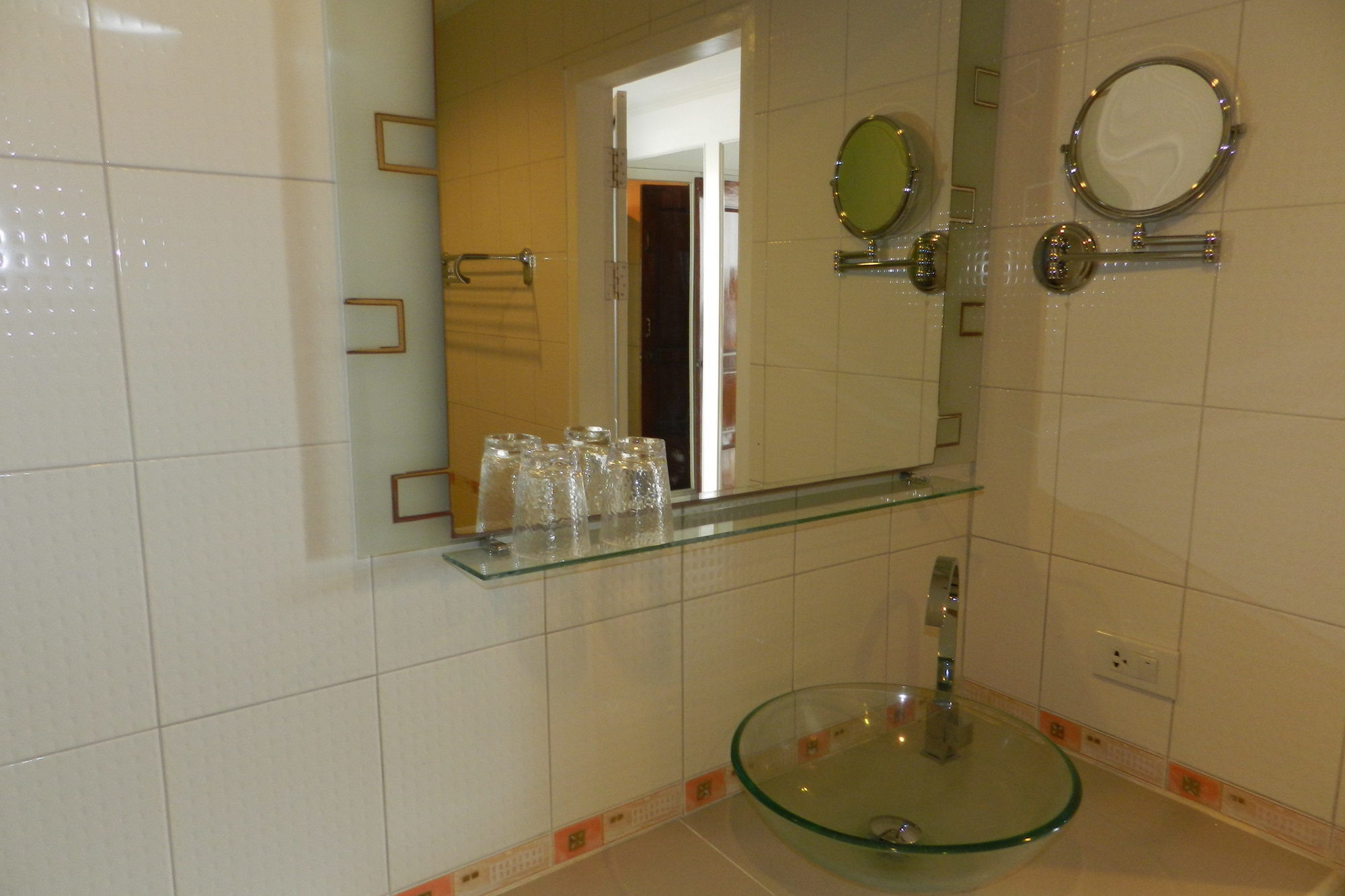 Jomtien Plaza Condotel