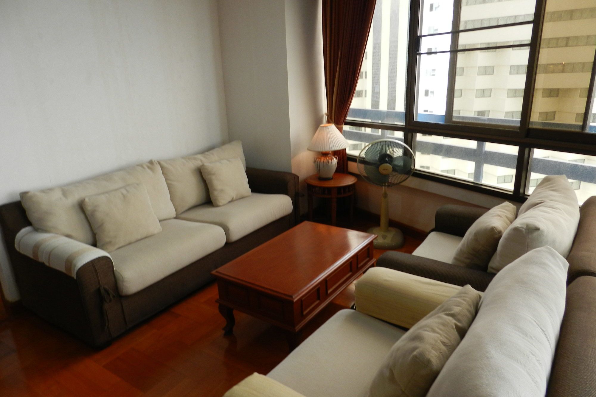 Jomtien Plaza Condotel