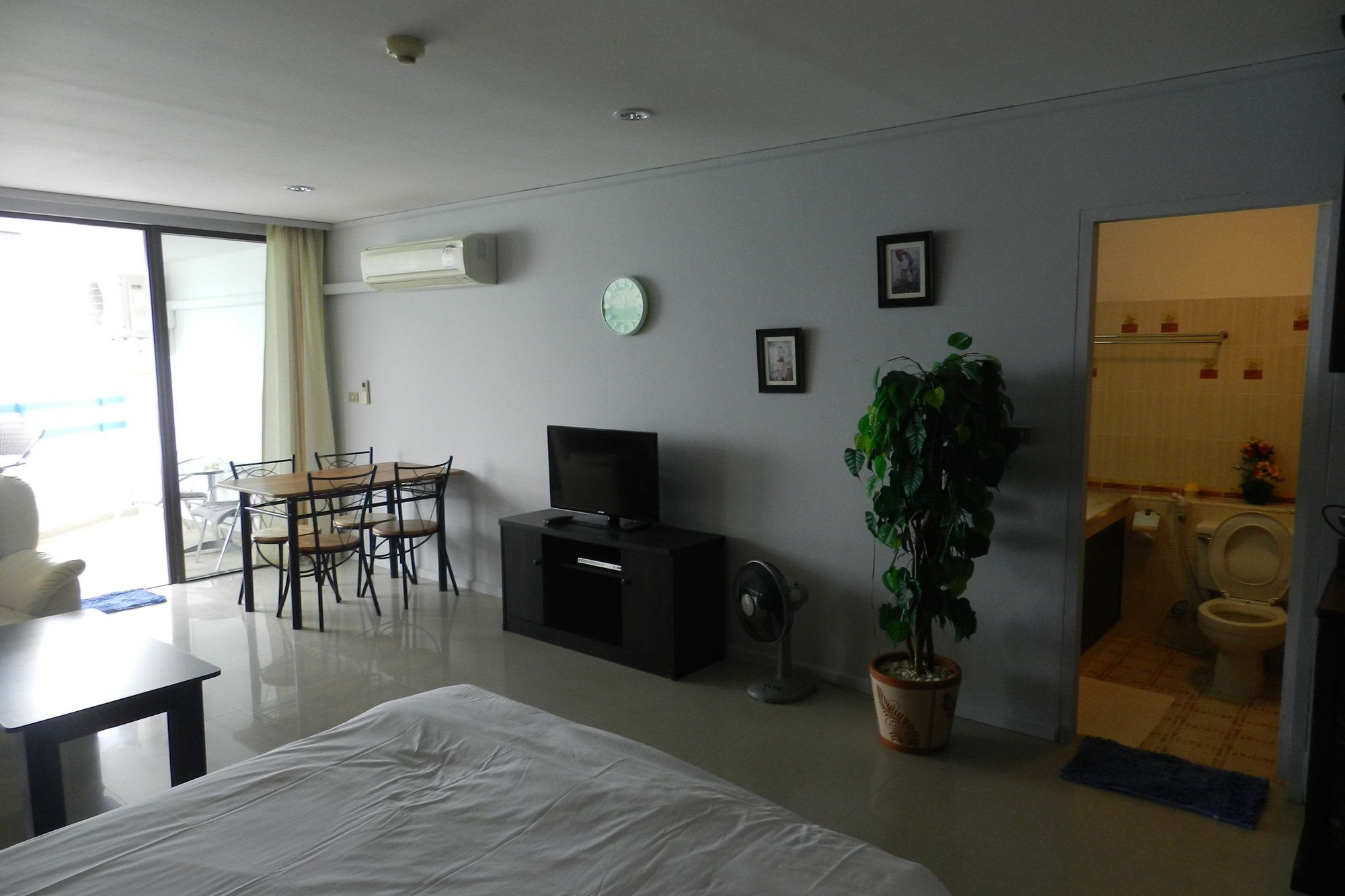 Jomtien Plaza Condotel