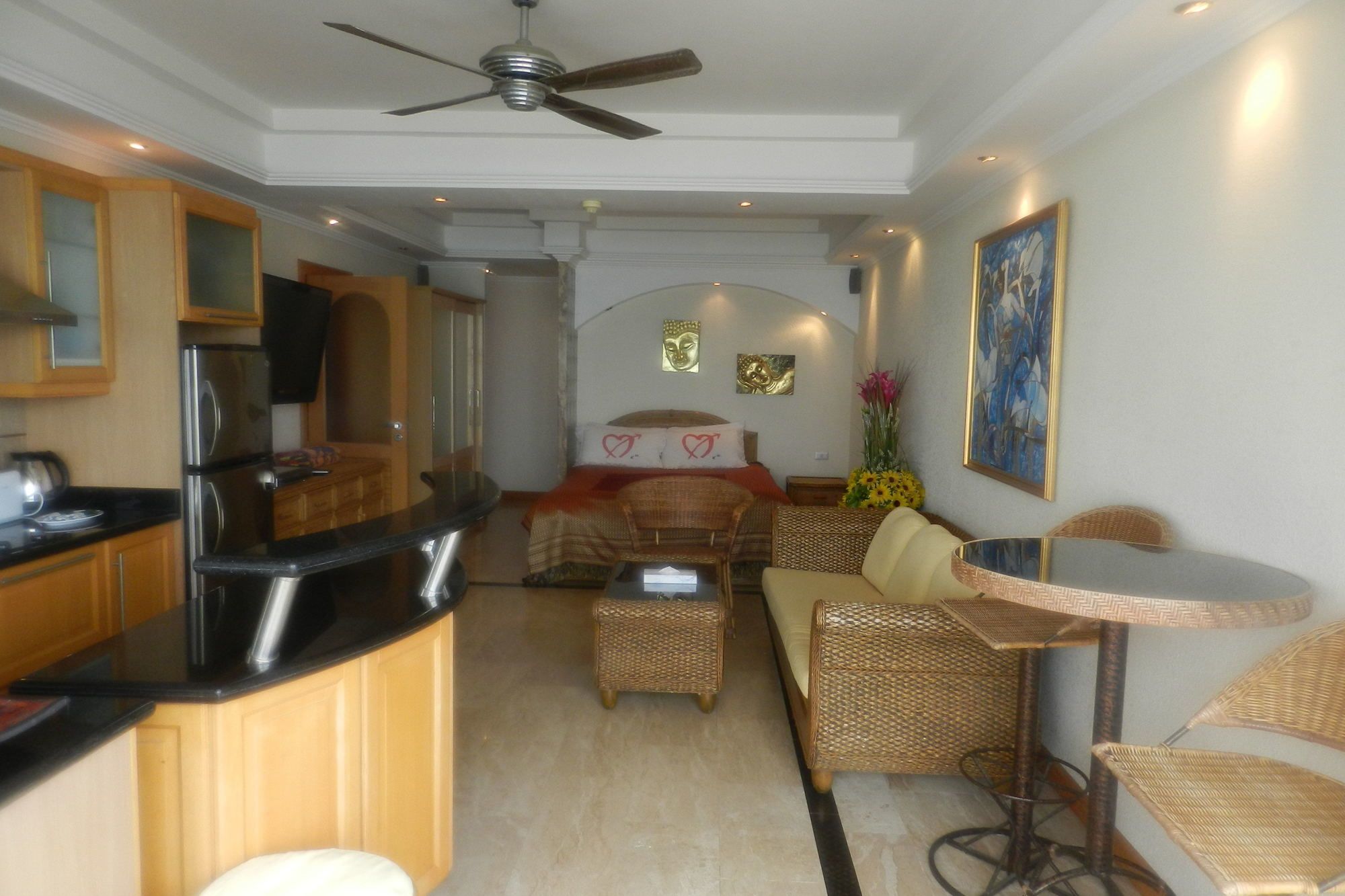 Jomtien Plaza Condotel