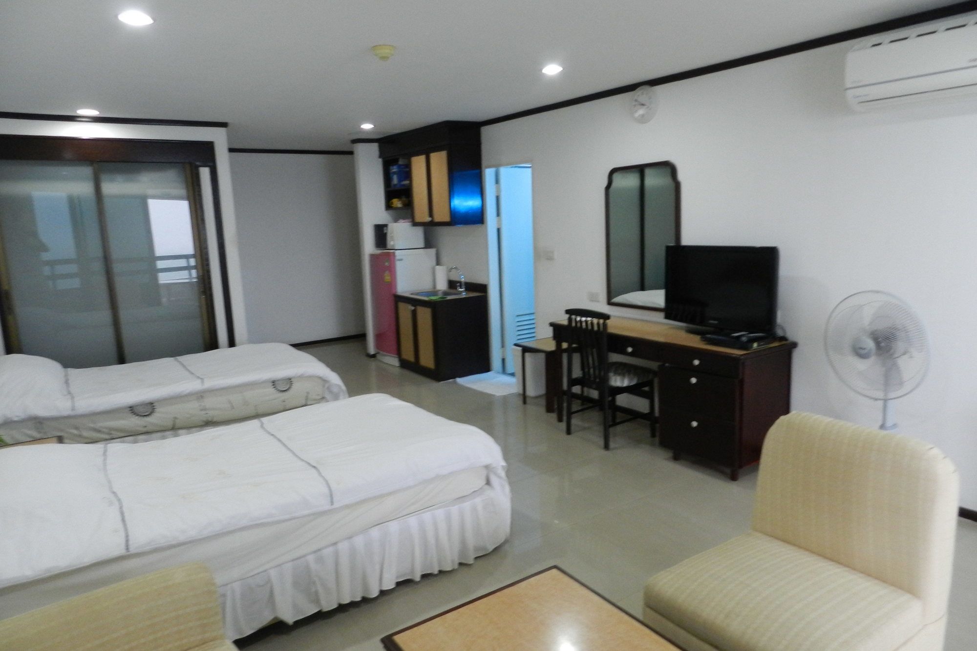 Jomtien Plaza Condotel
