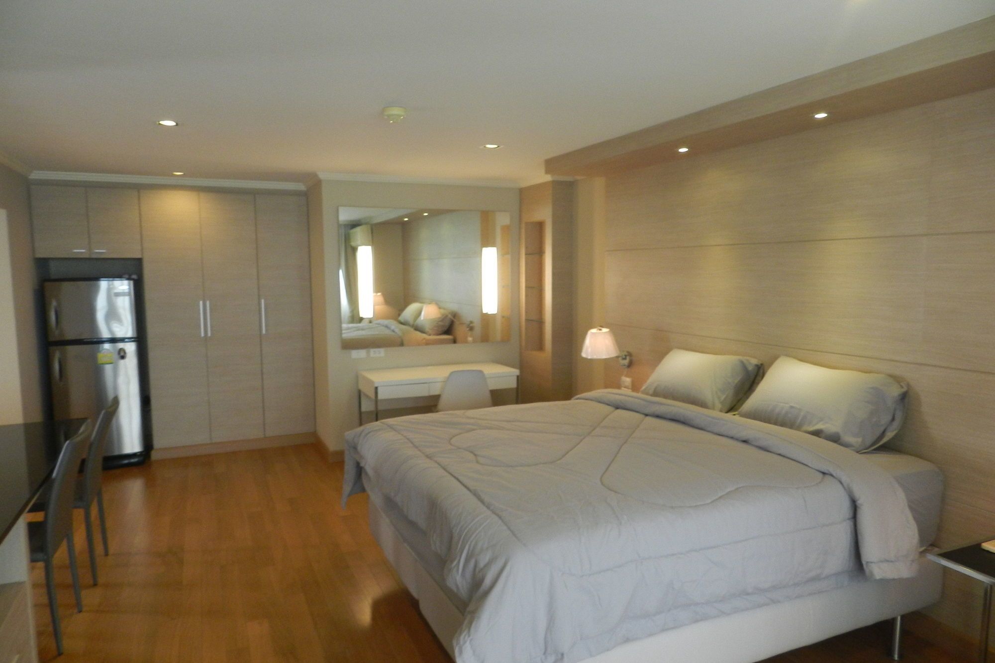 Jomtien Plaza Condotel