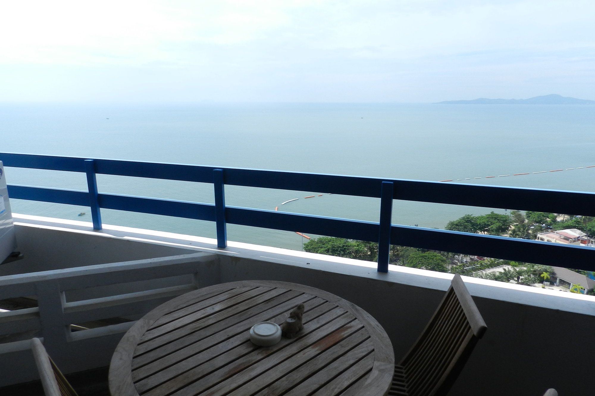 Jomtien Plaza Condotel