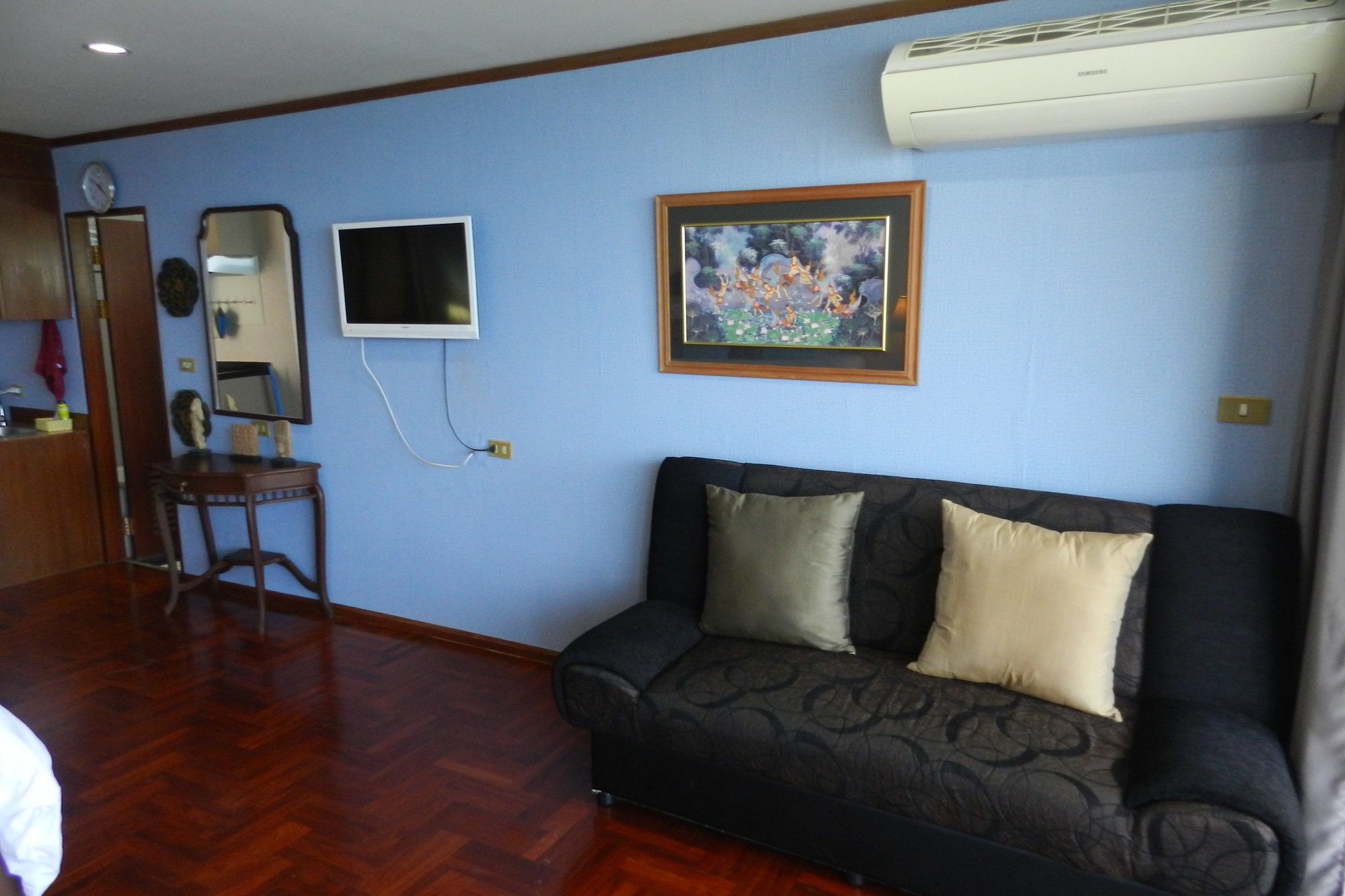 Jomtien Plaza Condotel
