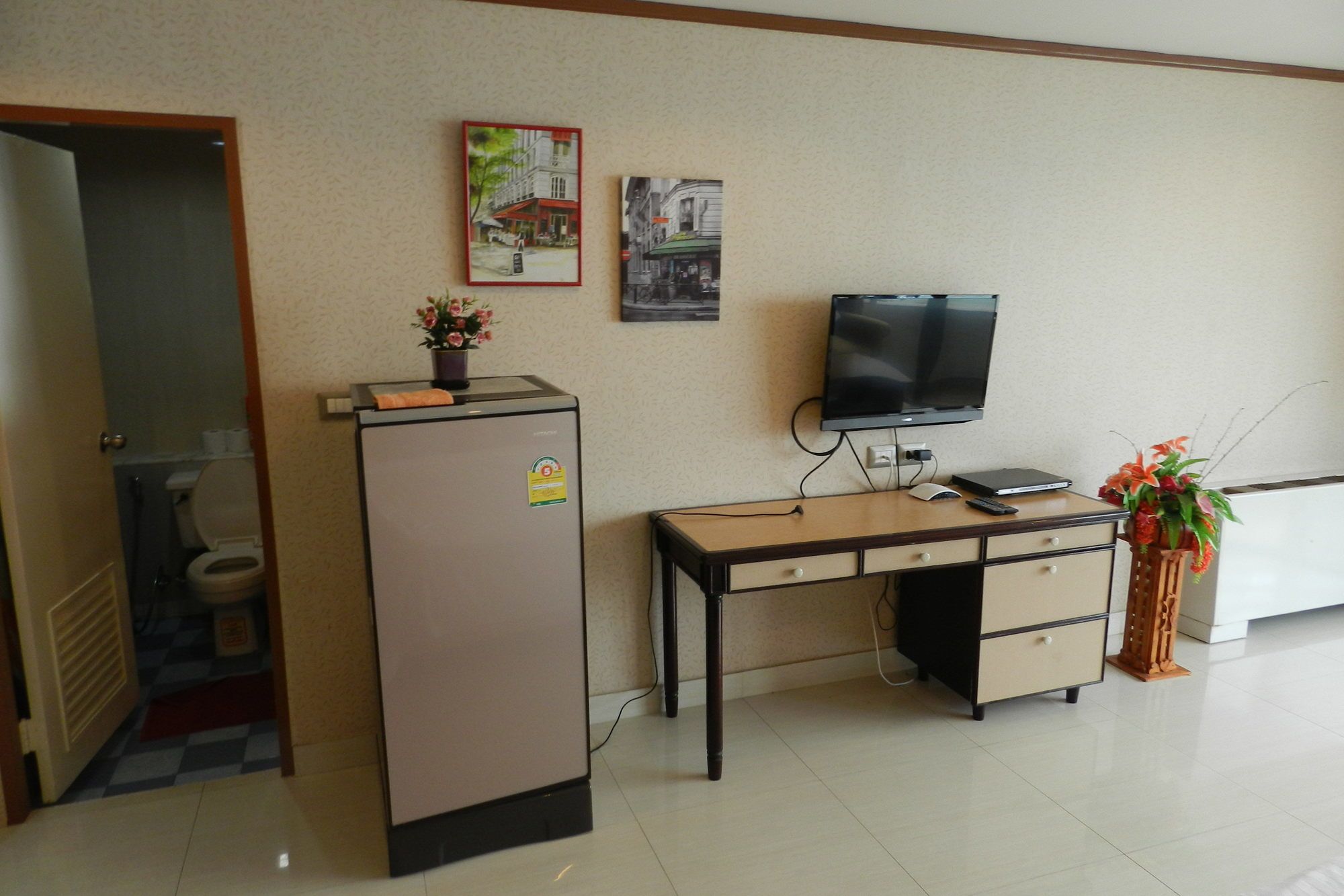 Jomtien Plaza Condotel