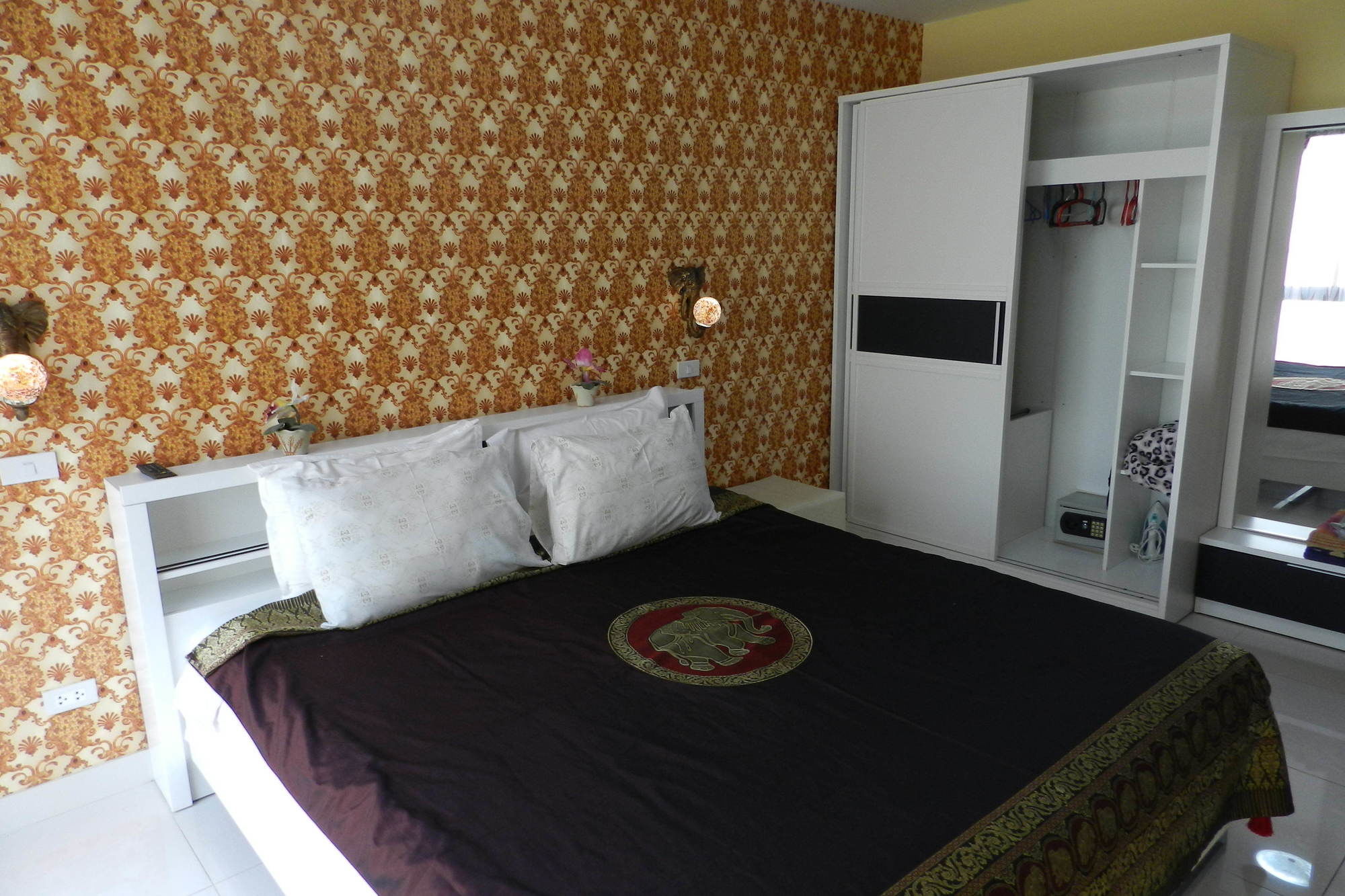 Apartments Alex Group Neocondo Pattaya