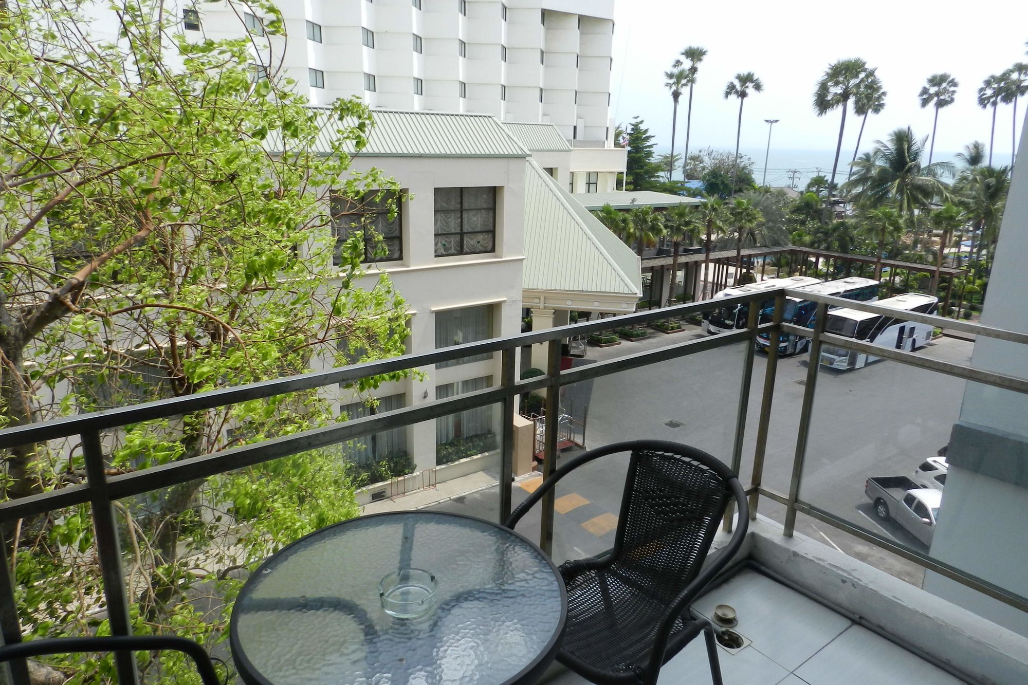Apartments Alex Group Neocondo Pattaya