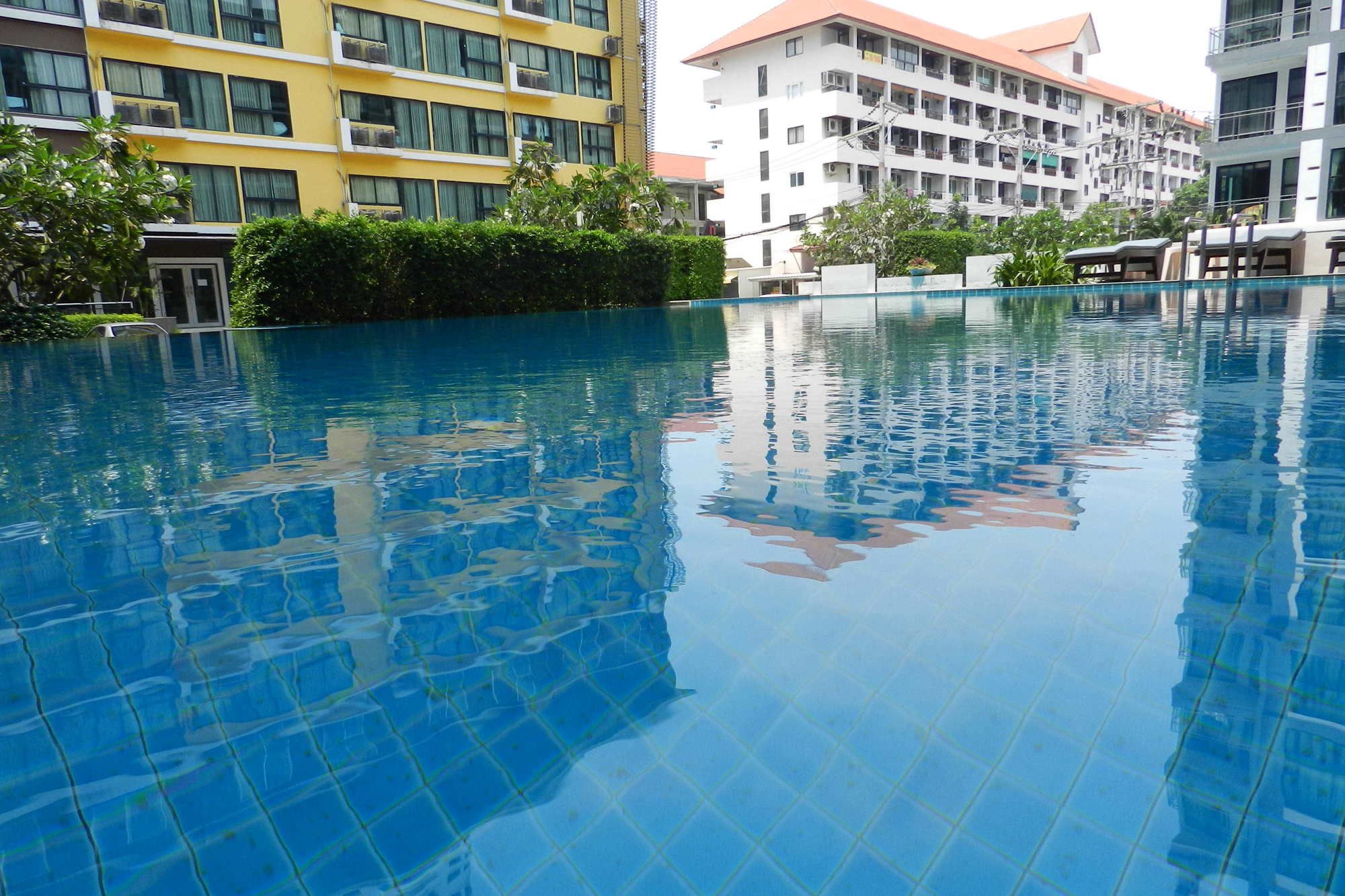 Apartments Alex Group Neocondo Pattaya