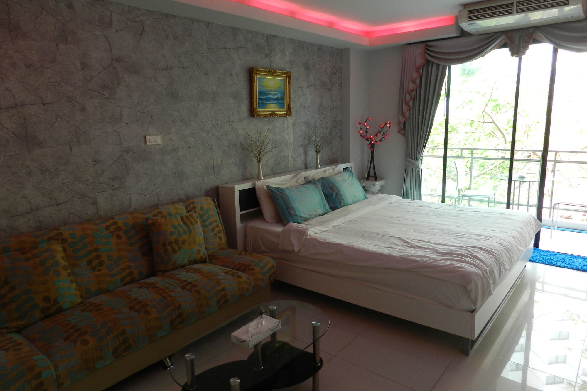 Apartments Alex Group Neocondo Pattaya