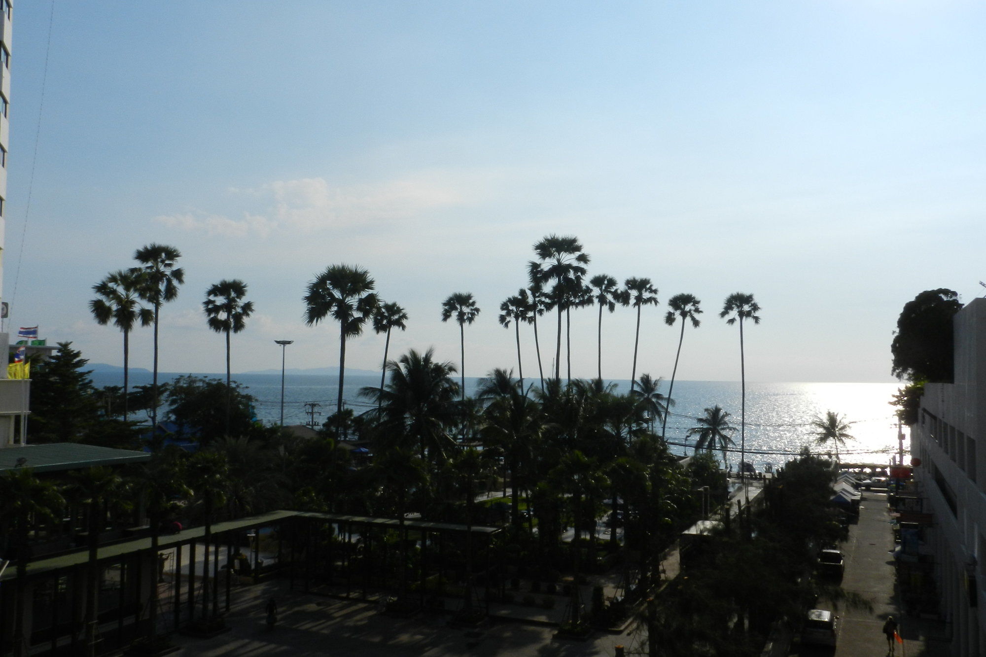 Apartments Alex Group Neocondo Pattaya