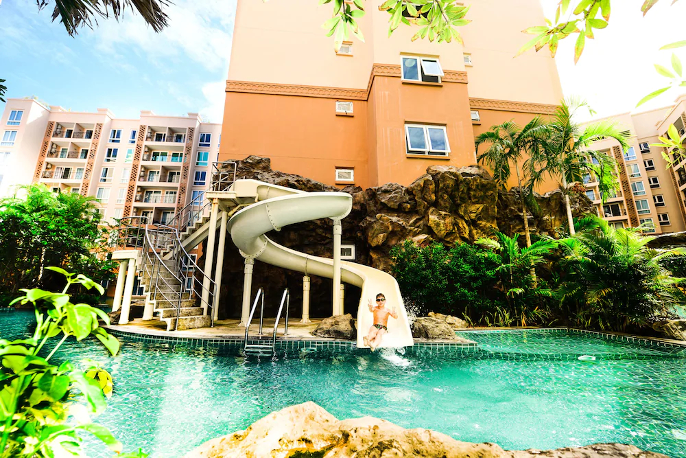 Atlantis Condo Resort by Natnarin
